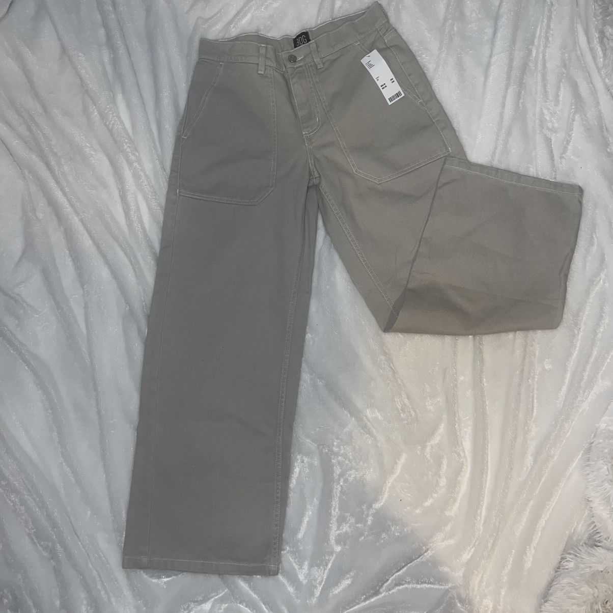 Bdg BDG Urban Outfitters 27” waist Light Khaki Jeans NWT Size US 27 - 1 Thumbnail