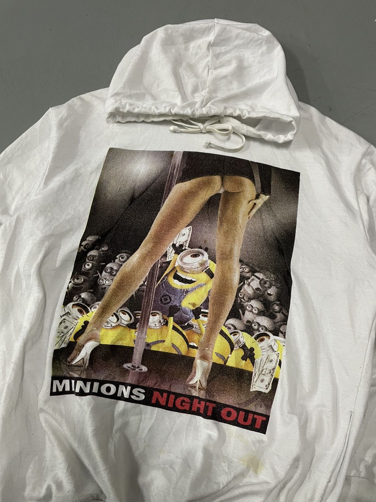 Hook-Ups Minion Busted With Sexy Girl Size US L / EU 52-54 / 3 - 2 Thumbnail