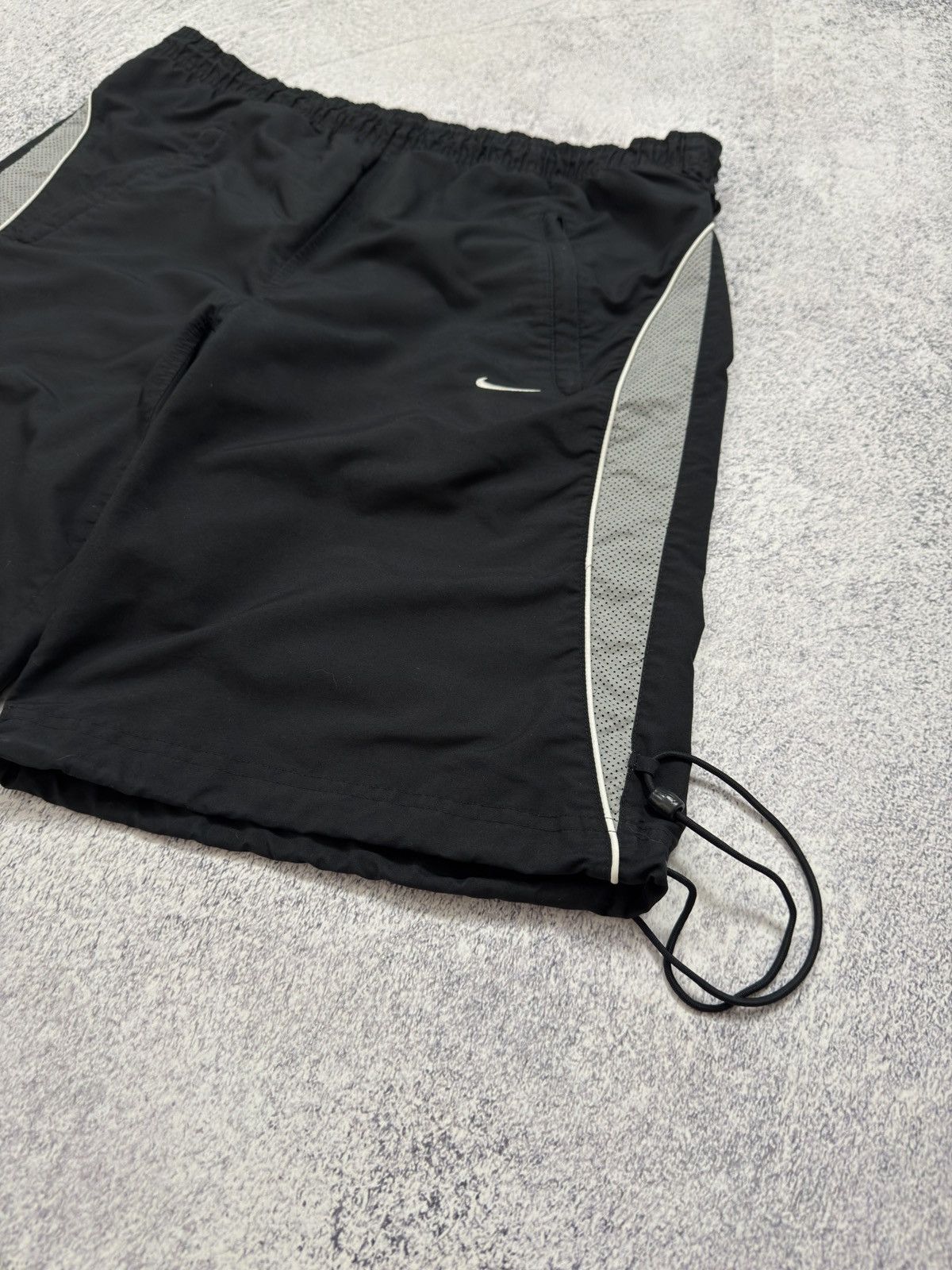 Nike × Vintage Vintage Nike shorts streetwear swoosh casual y2k size L Size US 34 / EU 50 - 4 Thumbnail