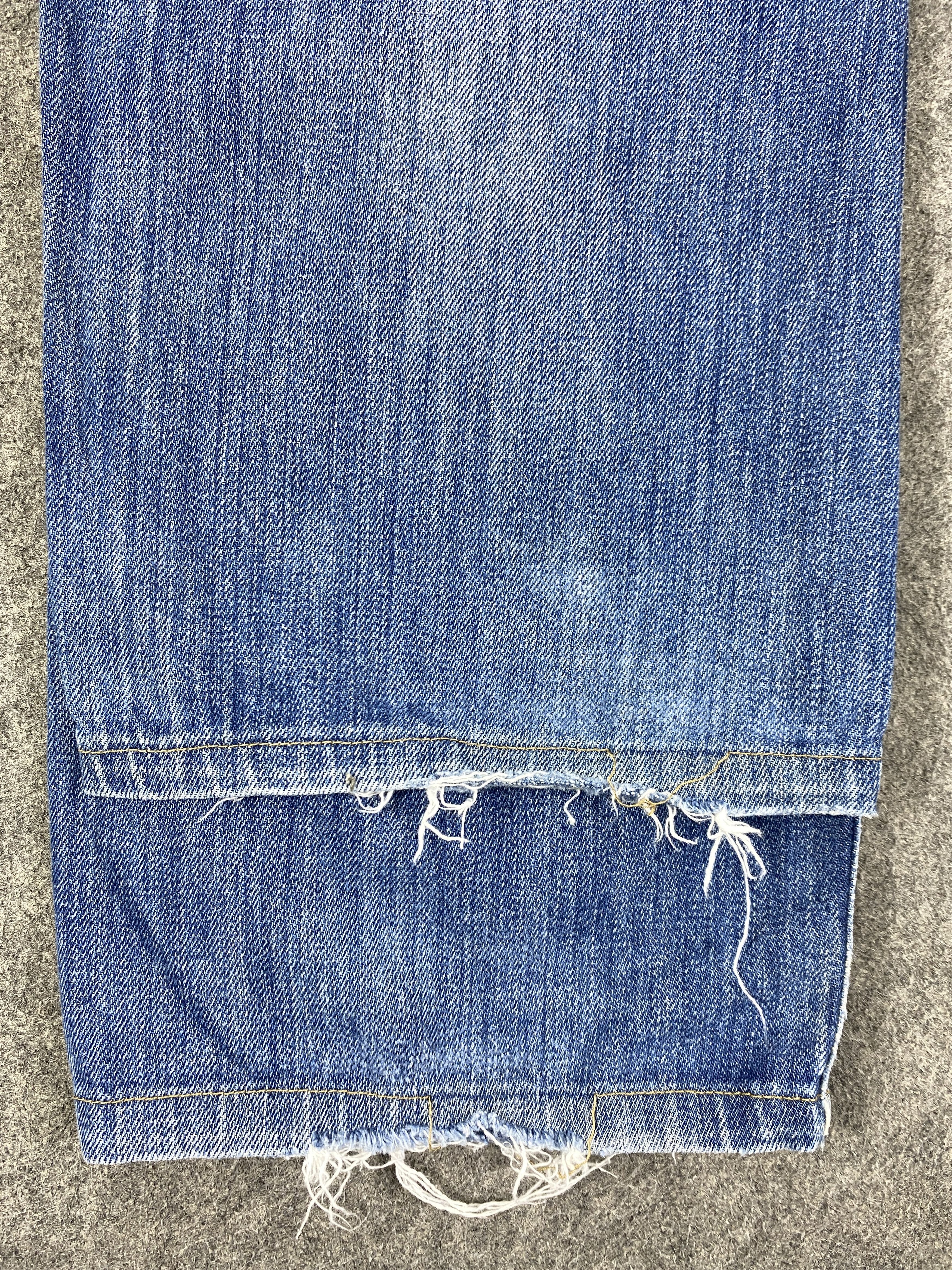 Levi's Faded Blue Vintage Levi's 513 Jeans 30x28.5 - JN3328 Size US 30 / EU 46 - 14 Thumbnail