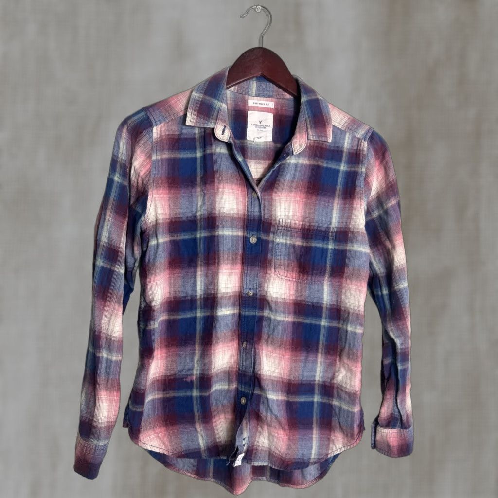 American Eagle Outfitters VINTAGE American Eagle Shirt Plaid Button-Up Long Sleeve Purple Small Womens Boyfriend Fit Sized S Size S / US 4 / IT 40 - 1 Thumbnail