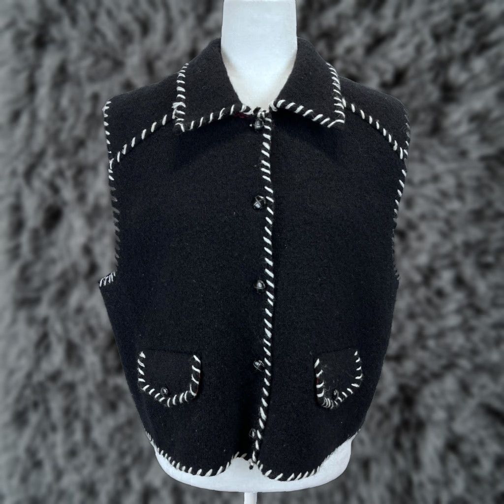 Vintage VINTAGE Cambridge Country Wool Vest Womens XL Black Size XL / US 12-14 / IT 48-50 - 1 Thumbnail