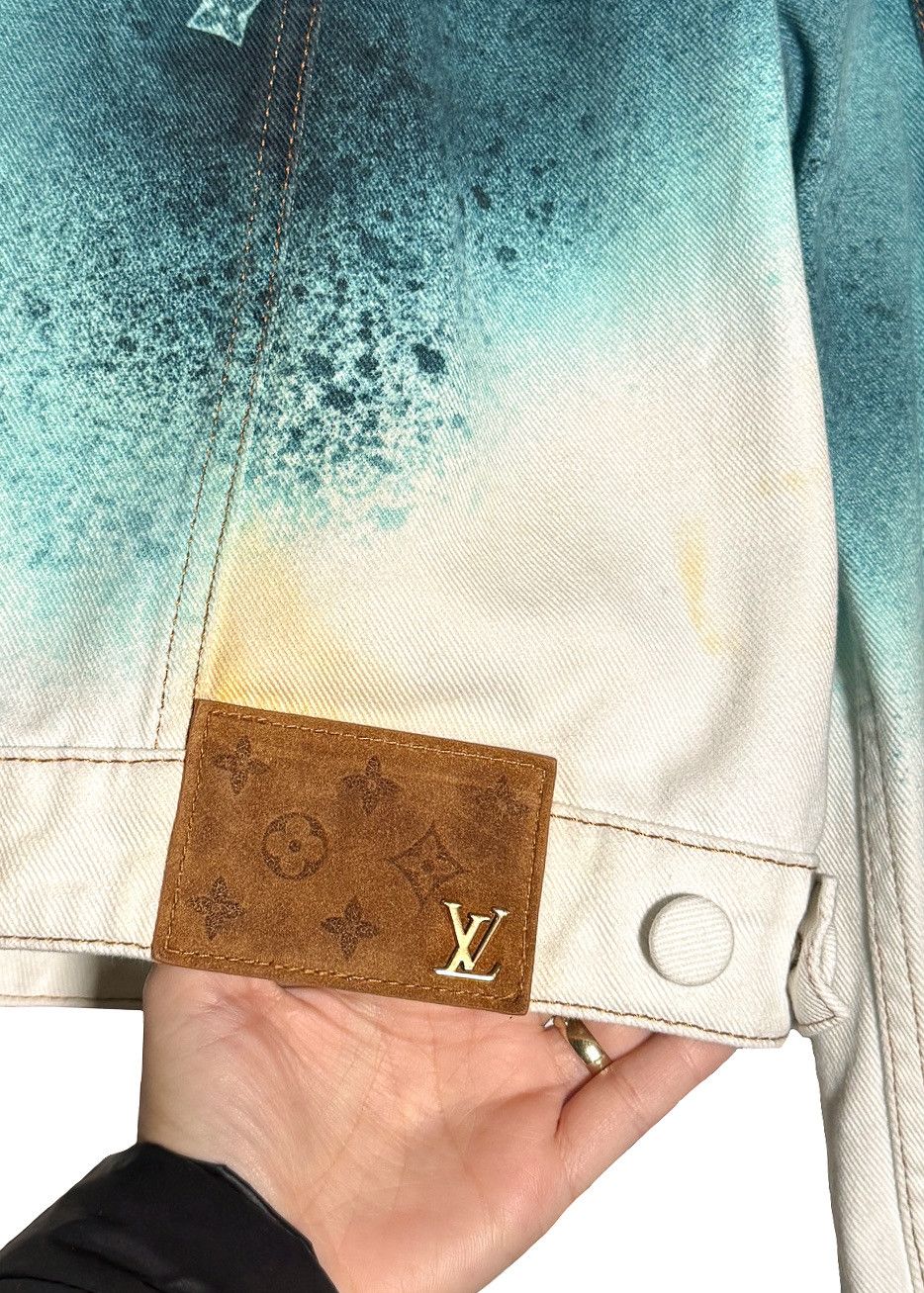 Louis Vuitton Louis Vuitton SS23 Turquoise Spray LV White Denim Jacket Size US L / EU 52-54 / 3 - 11 Thumbnail