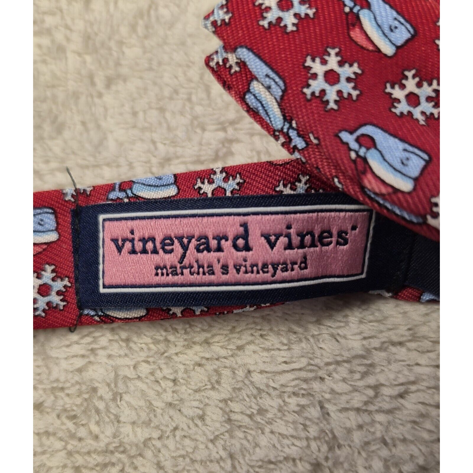 Vineyard Vines Vineyard Vines Bow Tie Silk Geometric Whale Christmas Red Size ONE SIZE - 5 Thumbnail