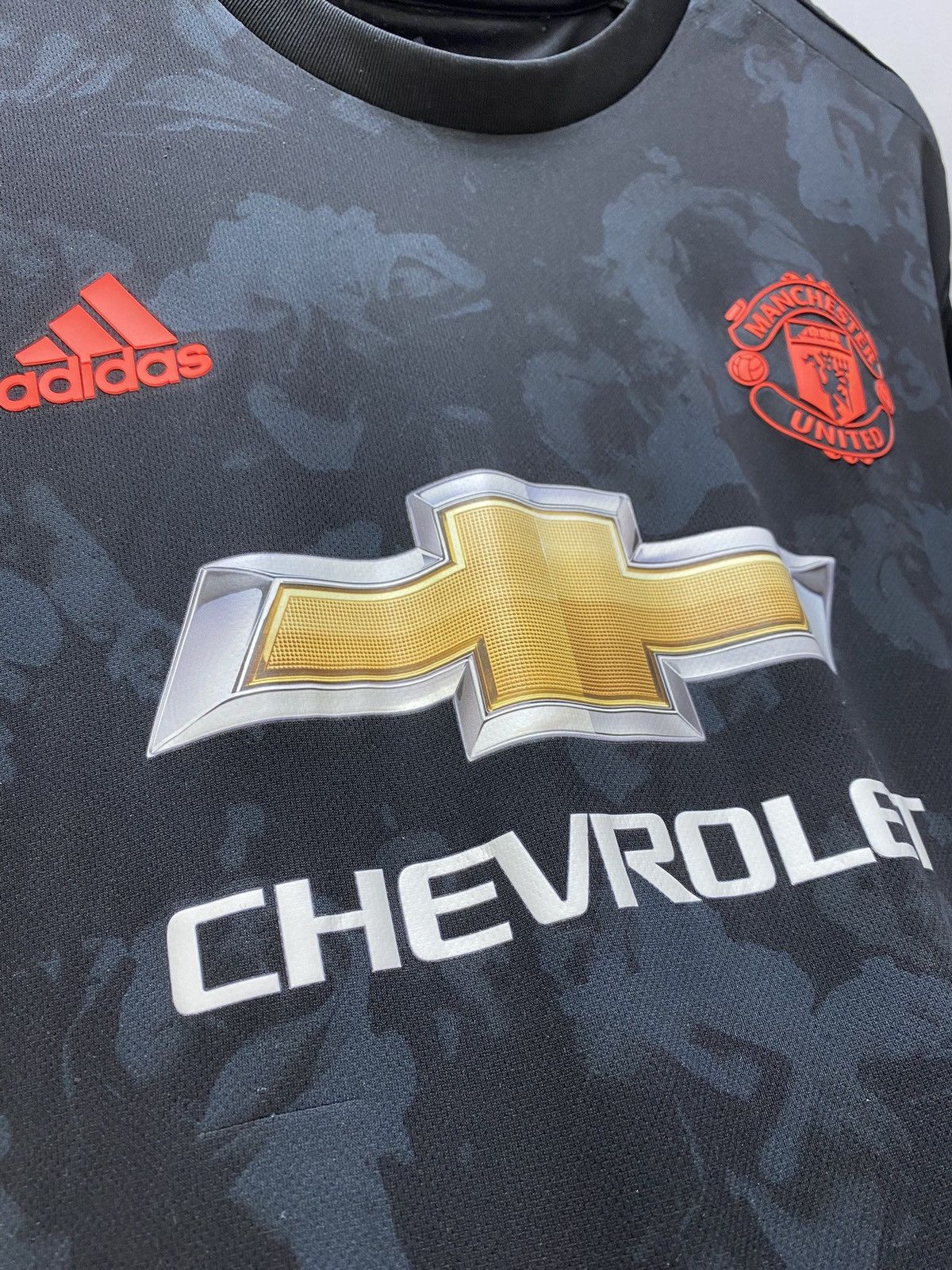 Adidas MANCHESTER UNITED ADIDAS 2019/2020 THIRD JERSEY Roses Size US XXL / EU 58 / 5 - 13 Thumbnail