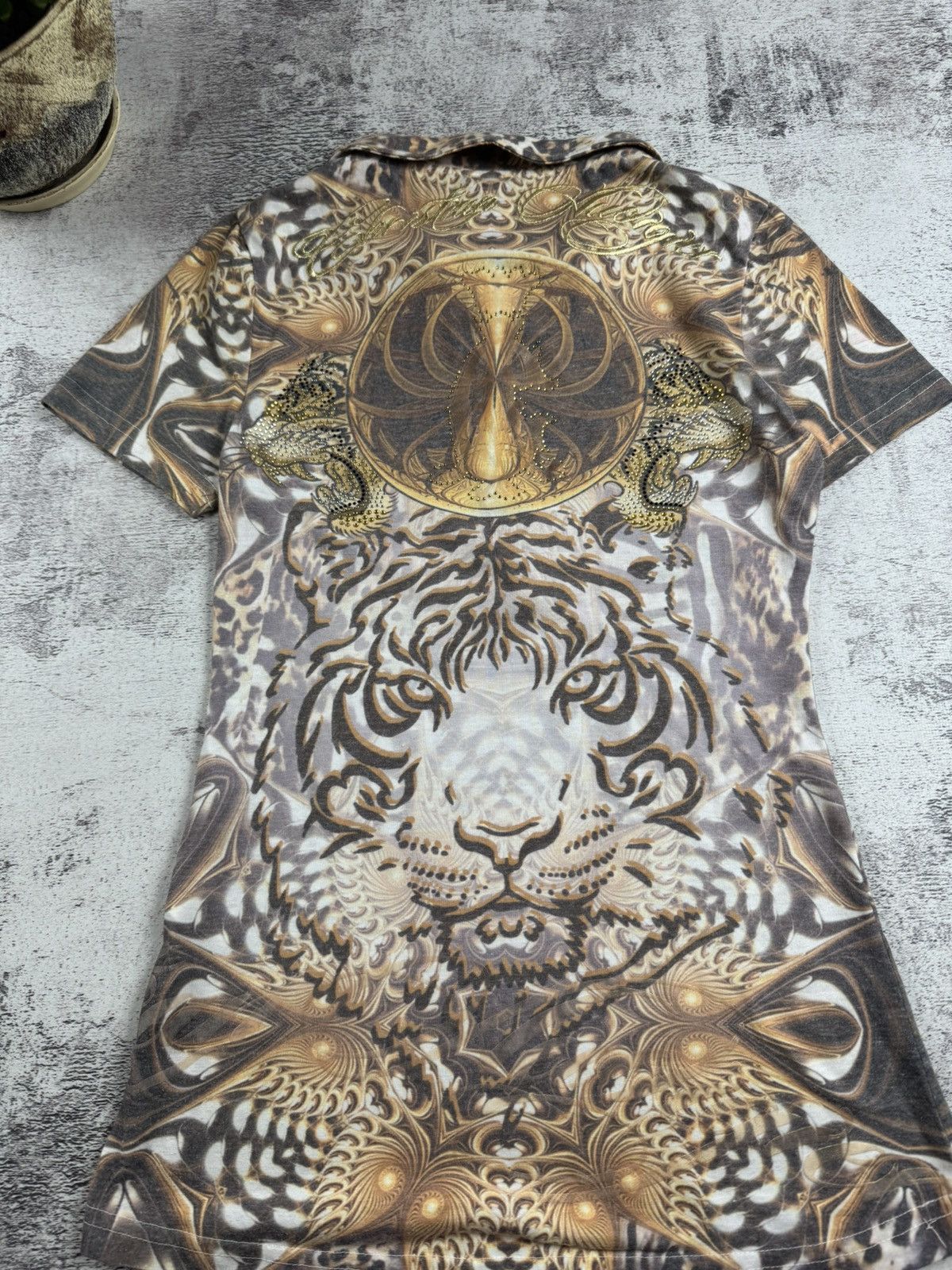 Christian Audigier Christian Audigier Embroidered Gold Tiger Leopard Y2K Jersey Women’s T Shirt Top Size S / US 4 / IT 40 - 17 Thumbnail