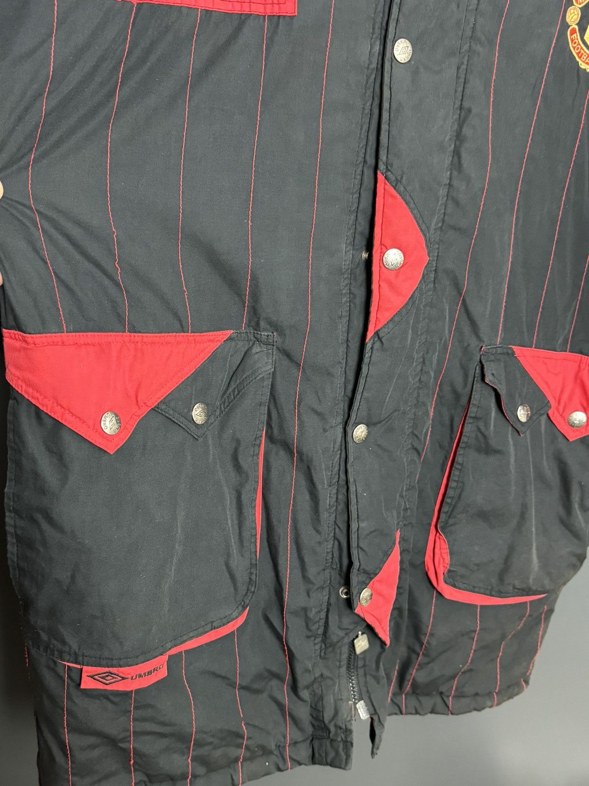 Umbro Vintage Manchester United Sharp Training Football Jacket Size US L / EU 52-54 / 3 - 9 Thumbnail
