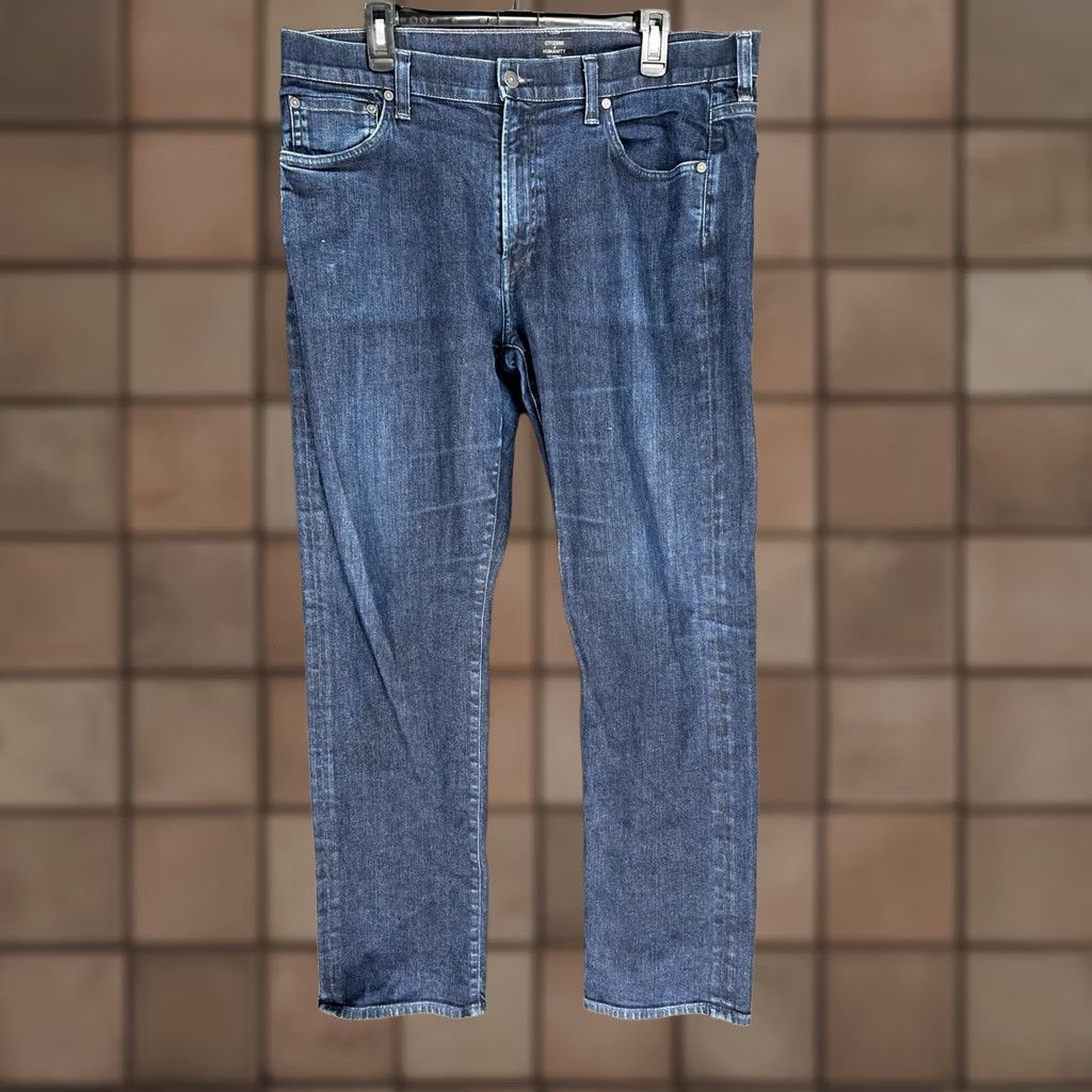 Citizens Of Humanity Citizens of Humanity Jeans Men 38x30 Blue Denim Straight Mid Rise 5-Pocket USA Jeans Mens Regular Size 38x30 Classic Wash Medium Color Blue USA Size US 38 / EU 54 - 1 Thumbnail