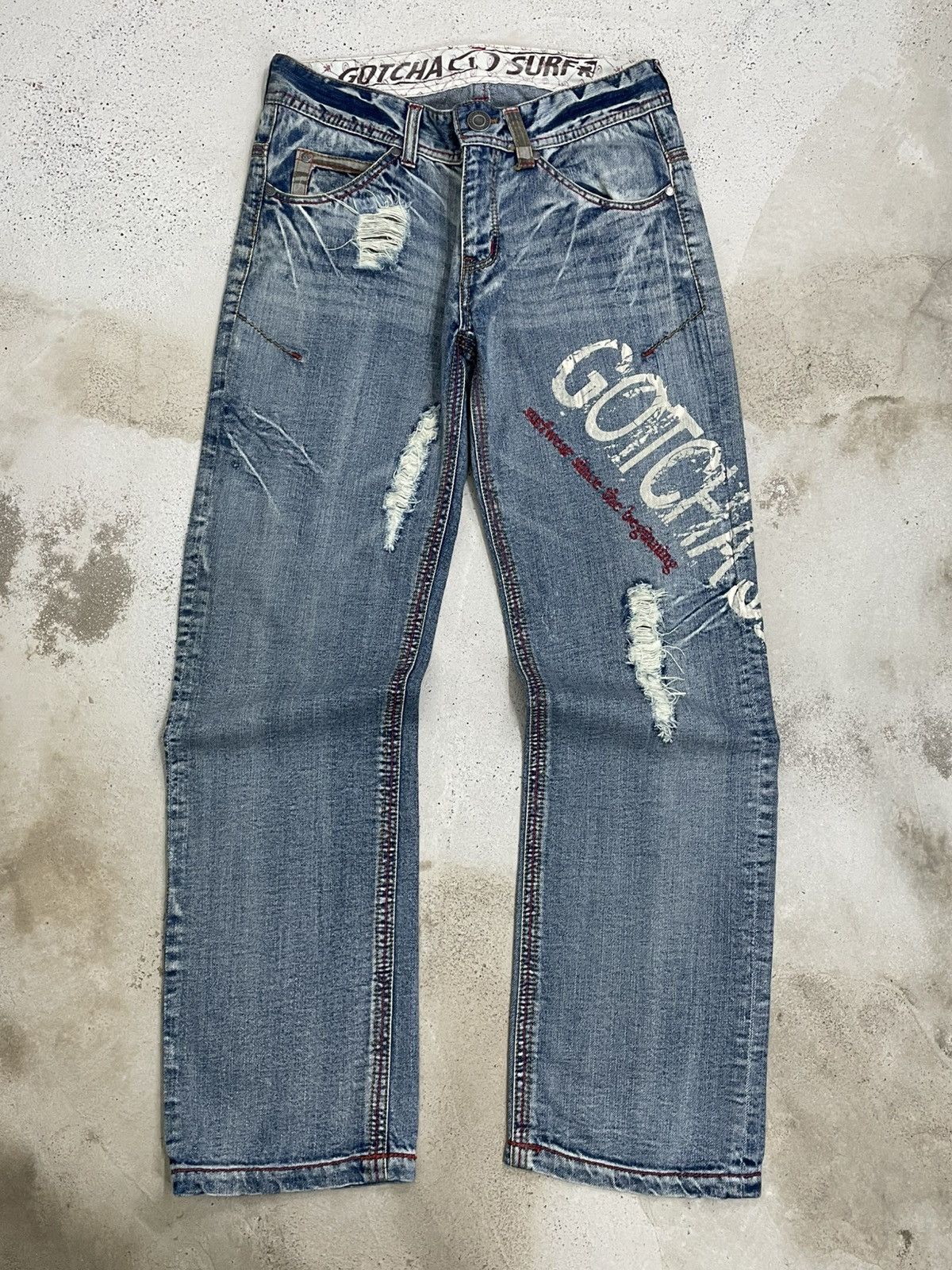 Japanese Brand Vintage 90’s Iconic Surf Wear ‘GOTCHA’ Distressed Denim Size US 32 / EU 48 - 1 Thumbnail