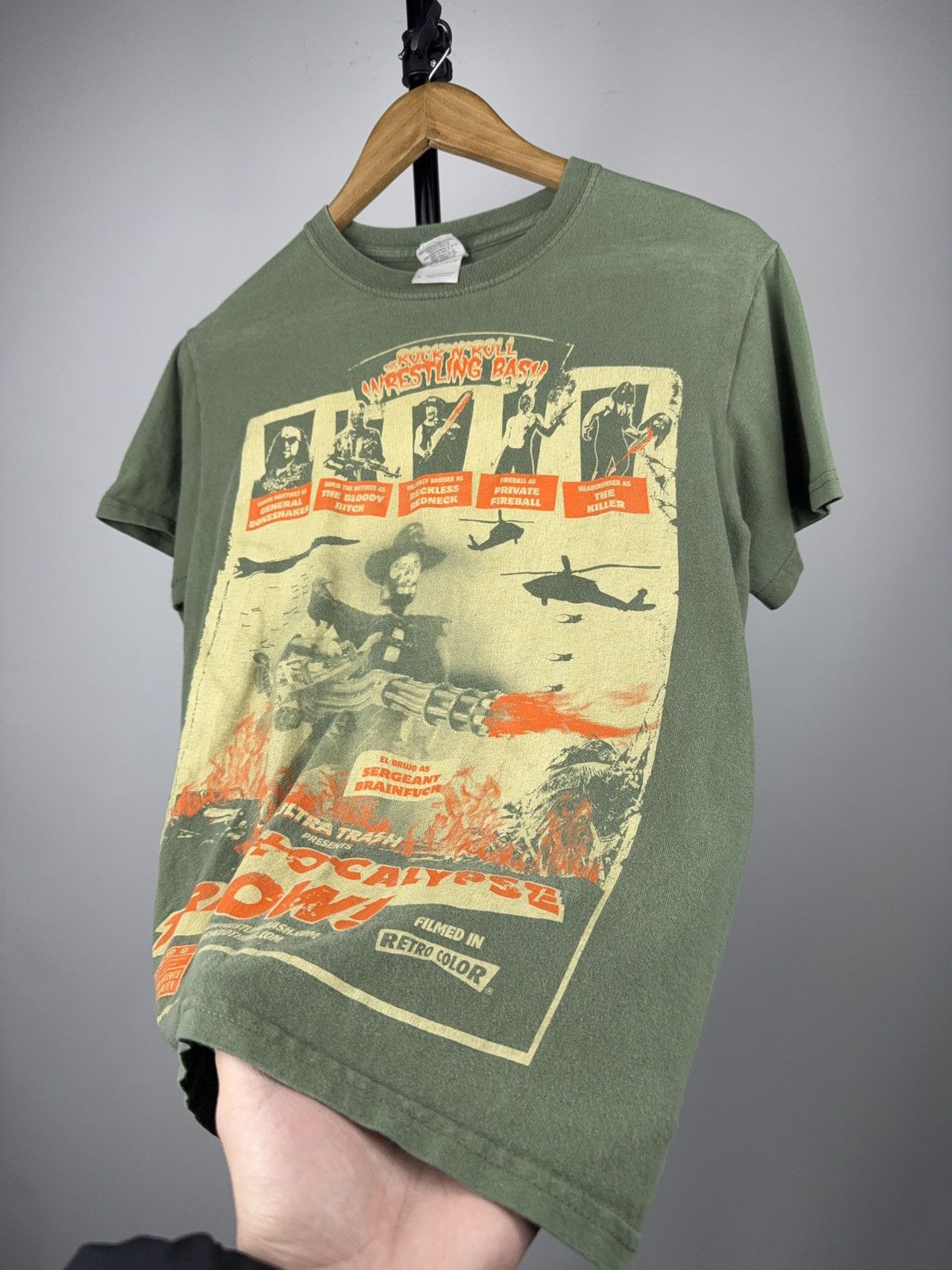 Vintage 00s Ultra Trash Trashocalypse Now Vintage Movie Parody Tee Size US S / EU 44-46 / 1 - 8 Thumbnail