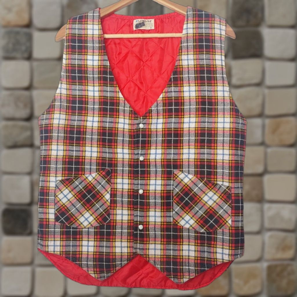 Vintage VINTAGE Klondike Vest Mens M Quilted Lined White Red Plaid Pearl Snaps Western/Hipster Workwear Grandpa USA Vest Size US M / EU 48-50 / 2 - 1 Thumbnail