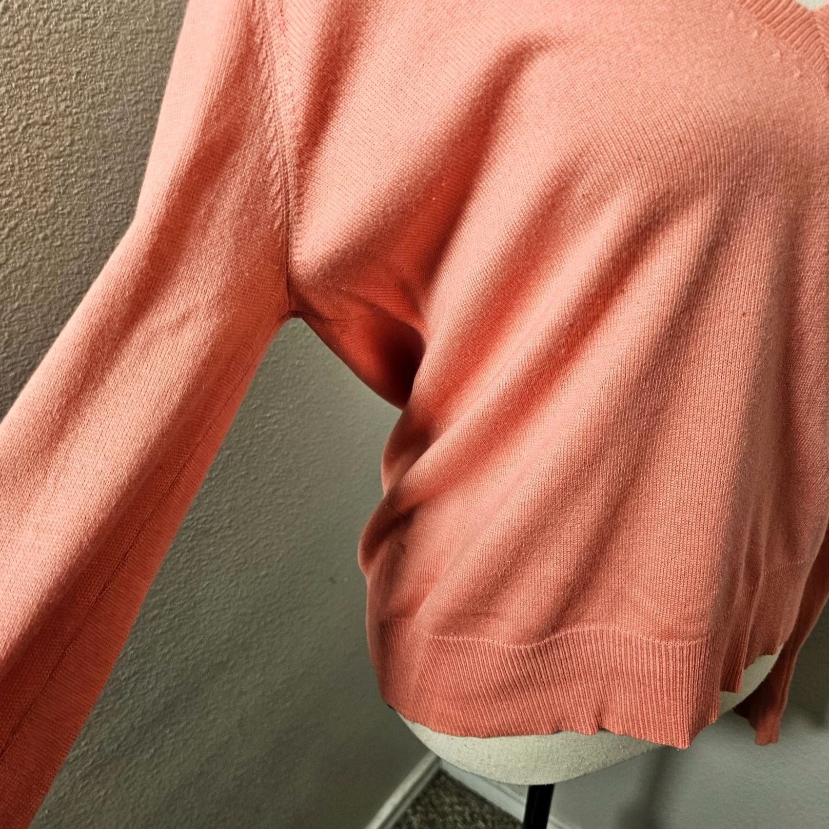 Loft VINTAGE LOFT Sweater Women Size M Pink Silk Blend Long Sleeve V-Neck Pullover Size M / US 6-8 / IT 42-44 - 4 Thumbnail