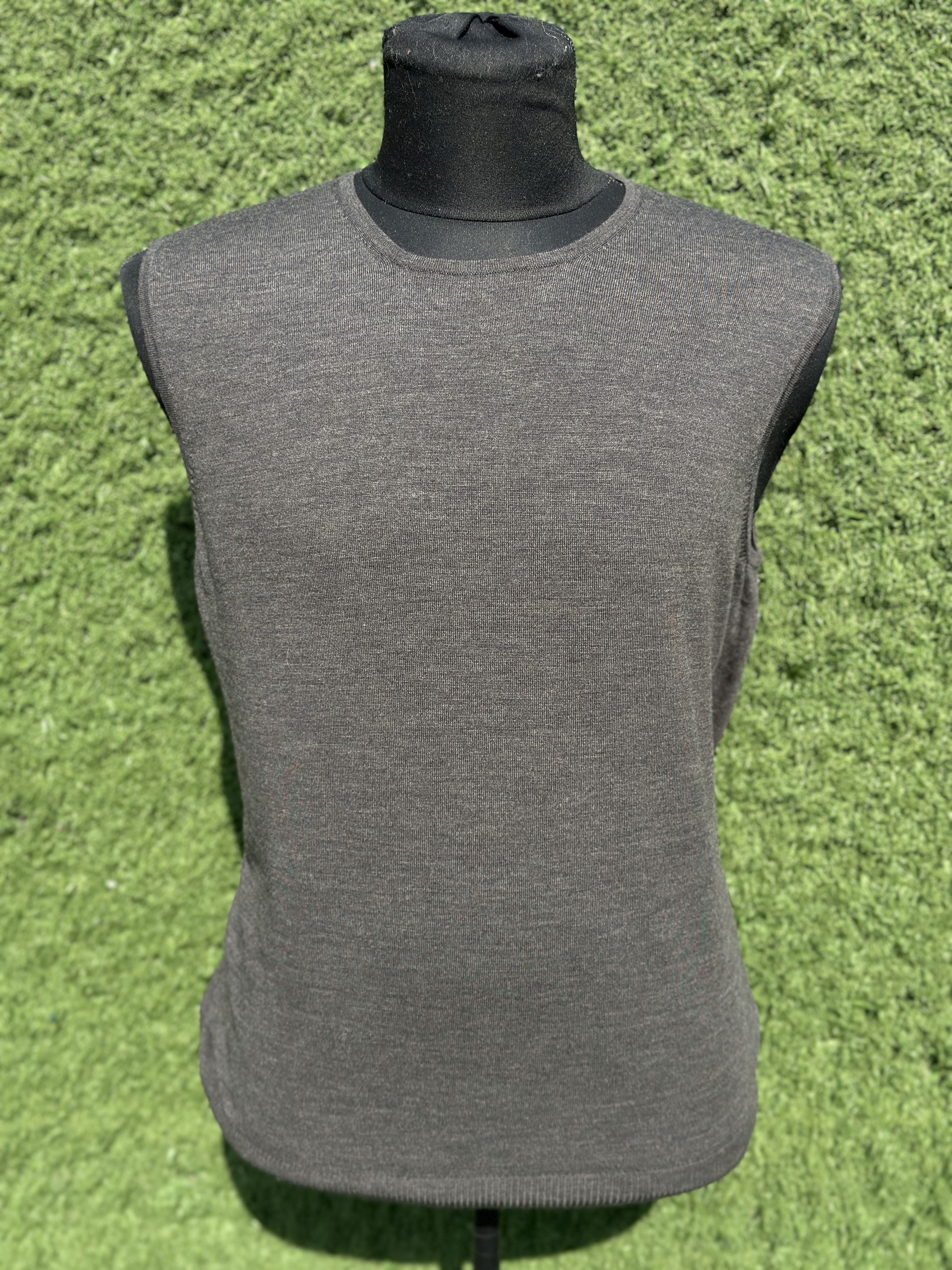 Akris Akris Punto Fine Wool Knit Sleeveless Sweater Vest Size 44 Size S / US 4 / IT 40 - 1 Thumbnail