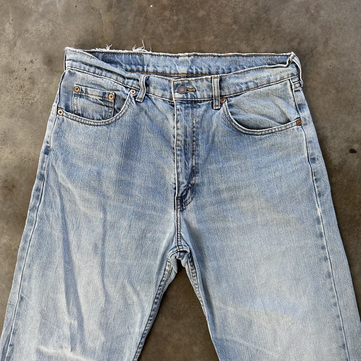 Levi's Vintage Levi’s 512 Lightwash Distressed Faded Denim Pant W32 Size US 32 / EU 48 - 3 Thumbnail