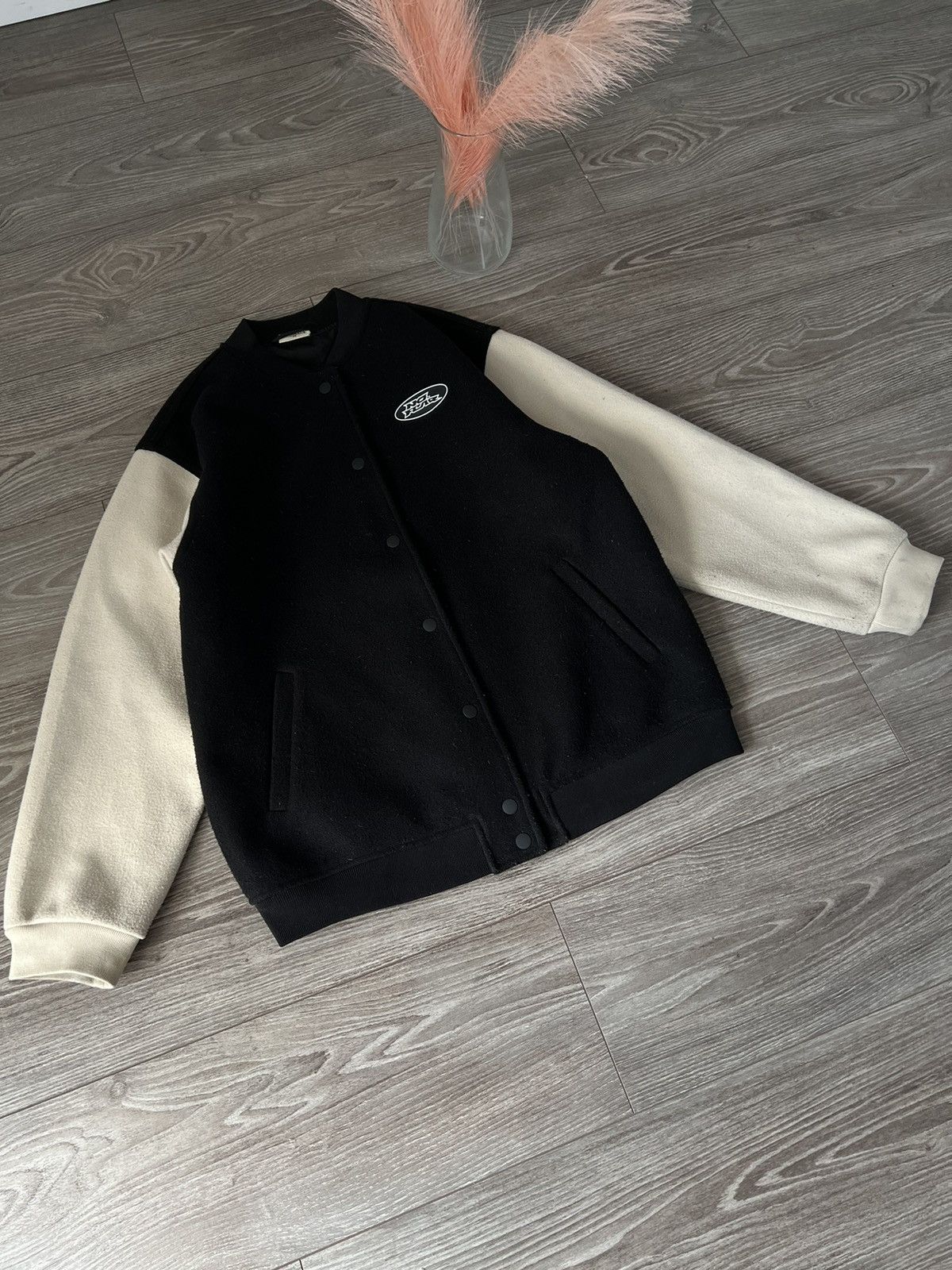 Designer × H&M × No Fear ‼️Teddy Fleece No Fear x H&M Big Logo Avant garde Bomber ‼️ Size US M / EU 48-50 / 2 - 10 Thumbnail