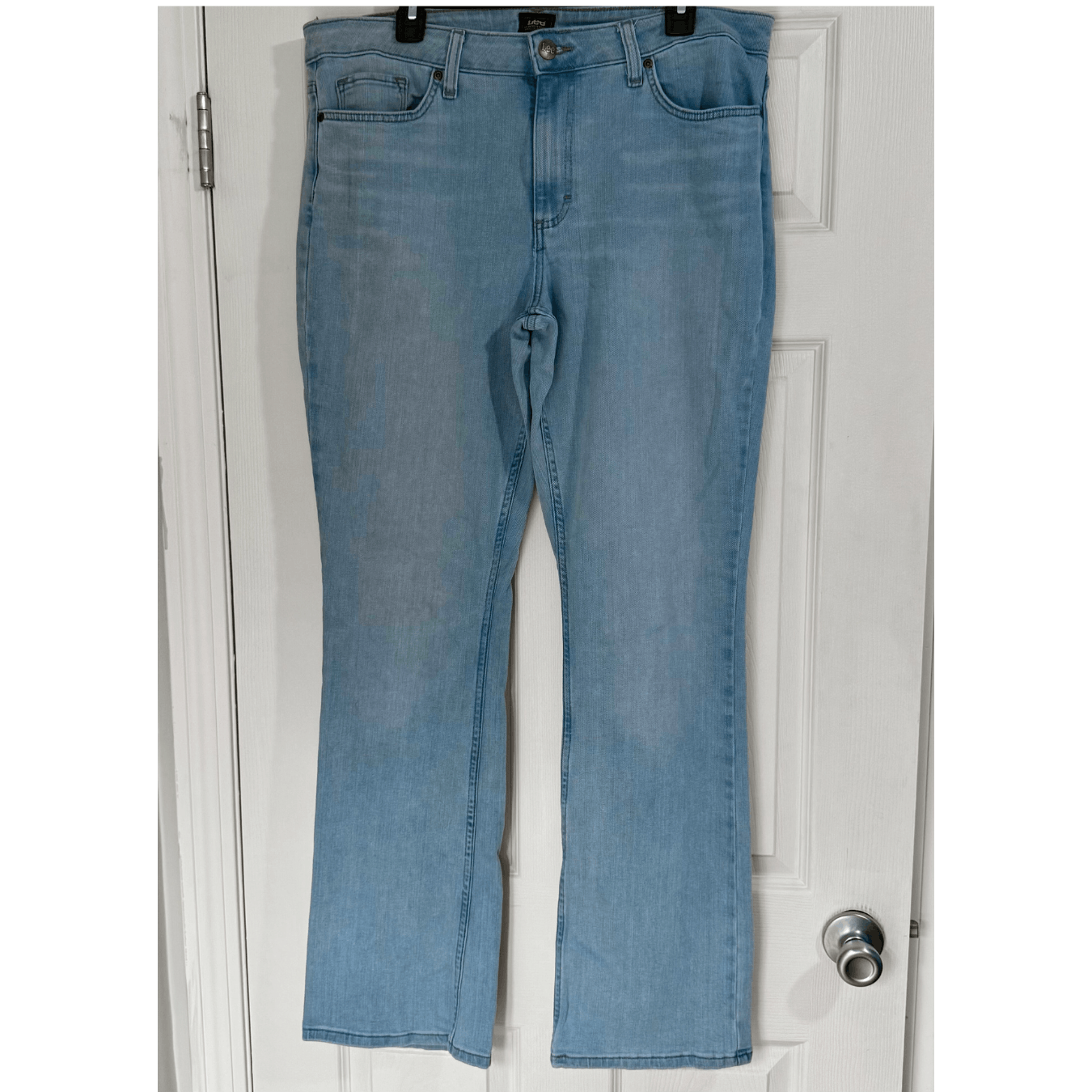 Lee Lee Women's Legendary Mid Rise Bootcut Jean, Size 16 Long Size 38" / US 16 / IT 52 - 6 Thumbnail