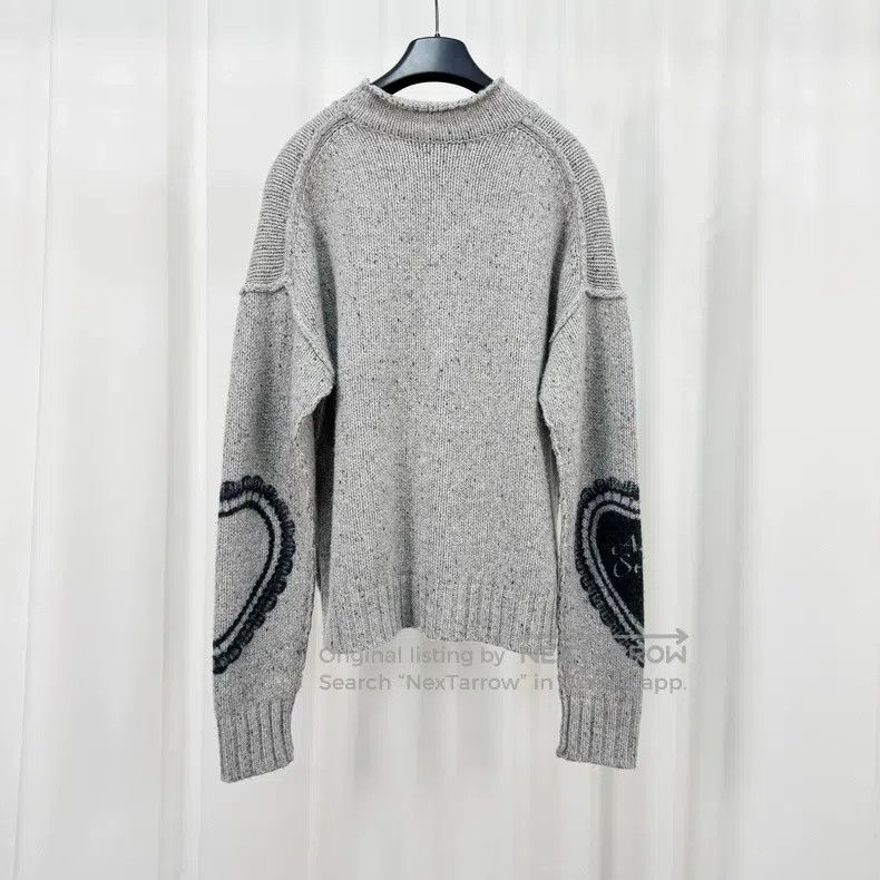 Acne Studios Acne Studios Heart letter knitted sweater Size XXS / US 00 / IT 34 - 2 Thumbnail