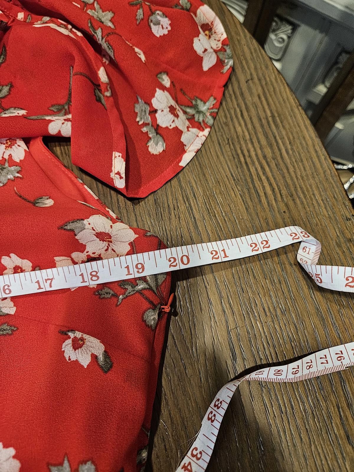 Fabric Brand & Co. Fab'rik Red Floral Dress with Flowy Sleeves Size L / US 10 / IT 46 - 5 Thumbnail