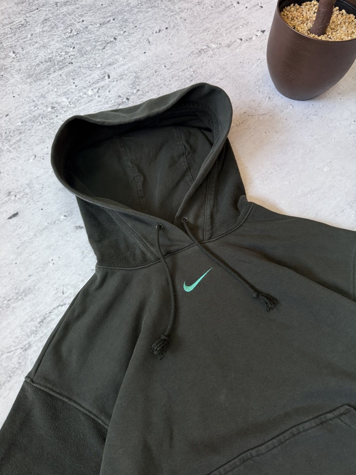 Nike × Vintage NIKE VINTAGE 00s y2k OVERSIZE BAGGY HOODIE CENTER LOGO Size US S / EU 44-46 / 1 - 3 Thumbnail