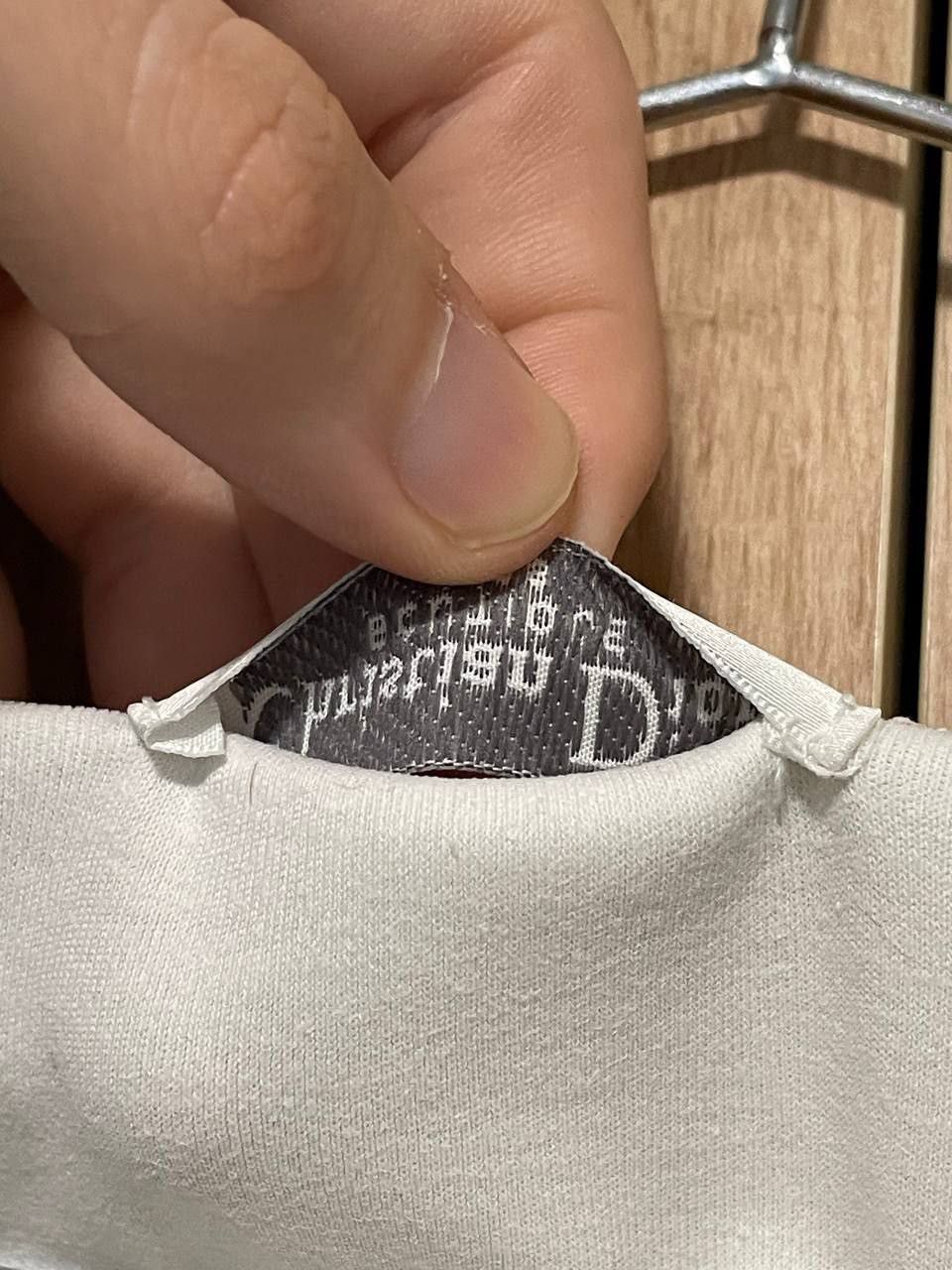 Dior 🍒 VINTAGE CHRISTIAN DIOR BOUTIQUE PARIS CHERRY TEE SHIRT Size L / US 10 / IT 46 - 4 Thumbnail