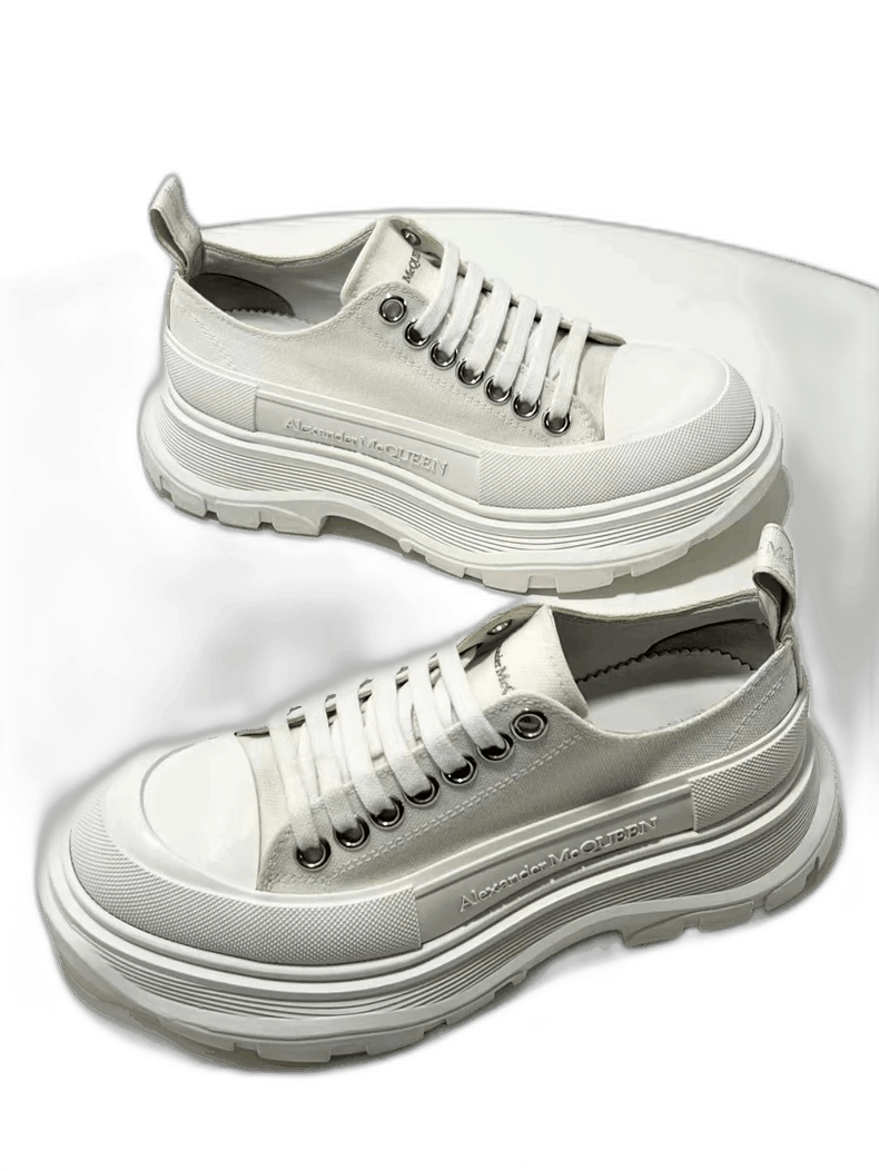 Alexander McQueen Low Top Sneakers White