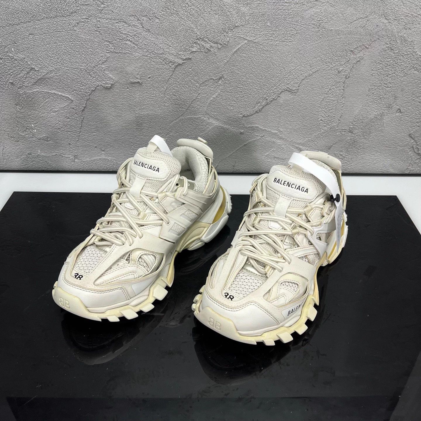 Balenciaga Balenciaga Track Dad Sneaker EU38 95 New Size US 7 / IT 37 - 1 Thumbnail
