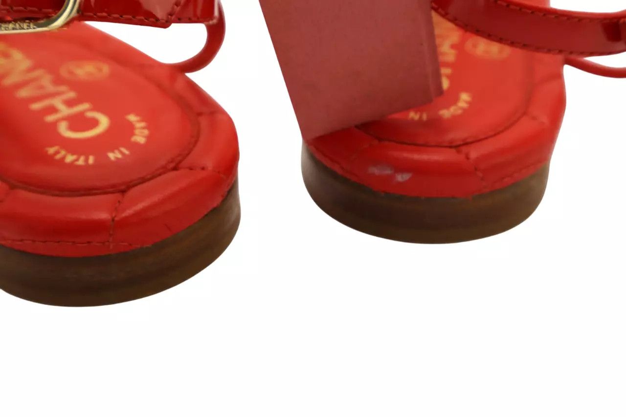 Chanel CHANEL Women's EU 38 Red Patent Leather Flip Flops Sandals Size US 8 / IT 38 - 10 Thumbnail