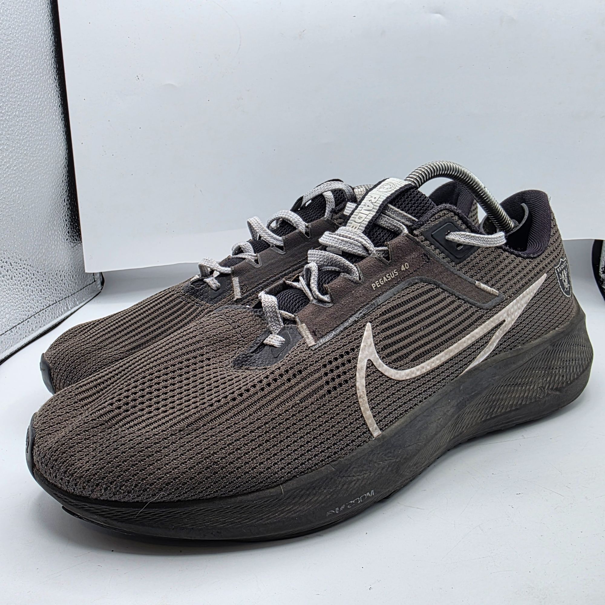 Nike Nike Air Zoom Pegasus 40 Las Vegas Raiders Mens Size 13 Blac Size US 13 / EU 46 - 4 Thumbnail