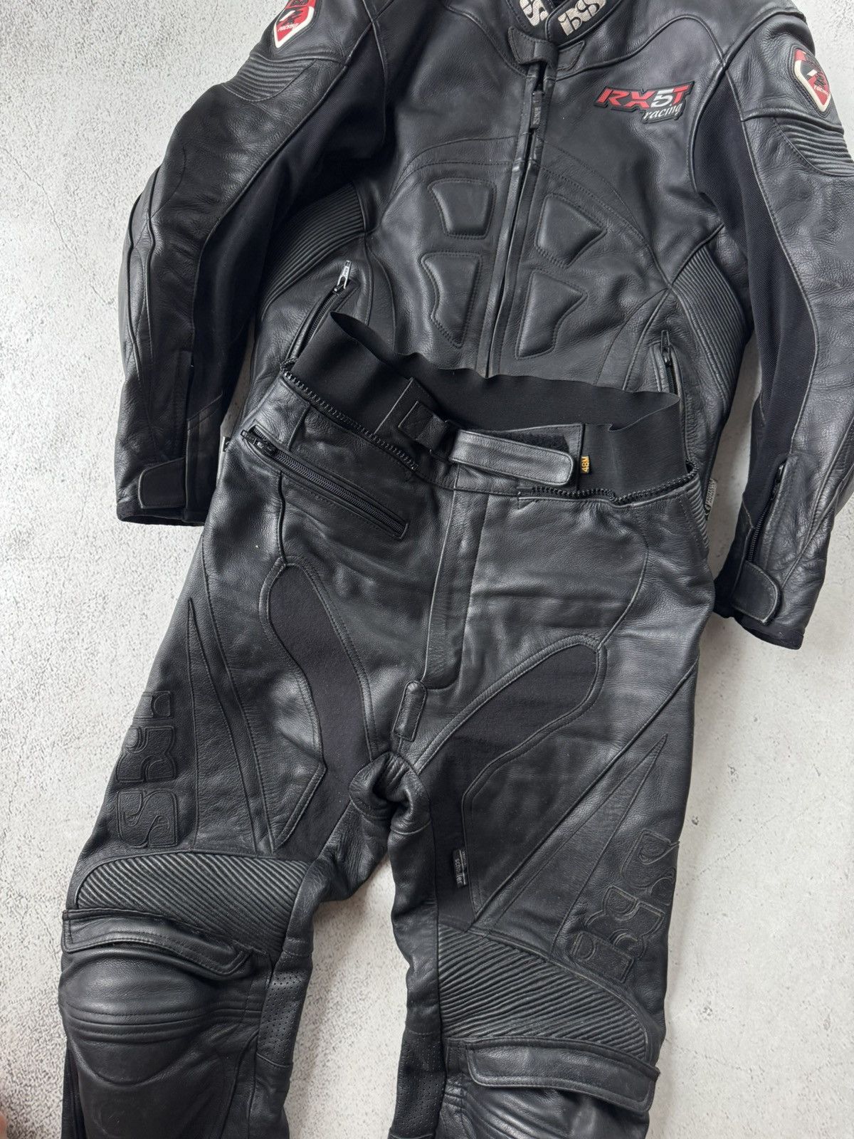 Leather IXS RX5T Vintage Motorcycles Racing Armour Leather Suit Size US M / EU 48-50 / 2 - 14 Thumbnail