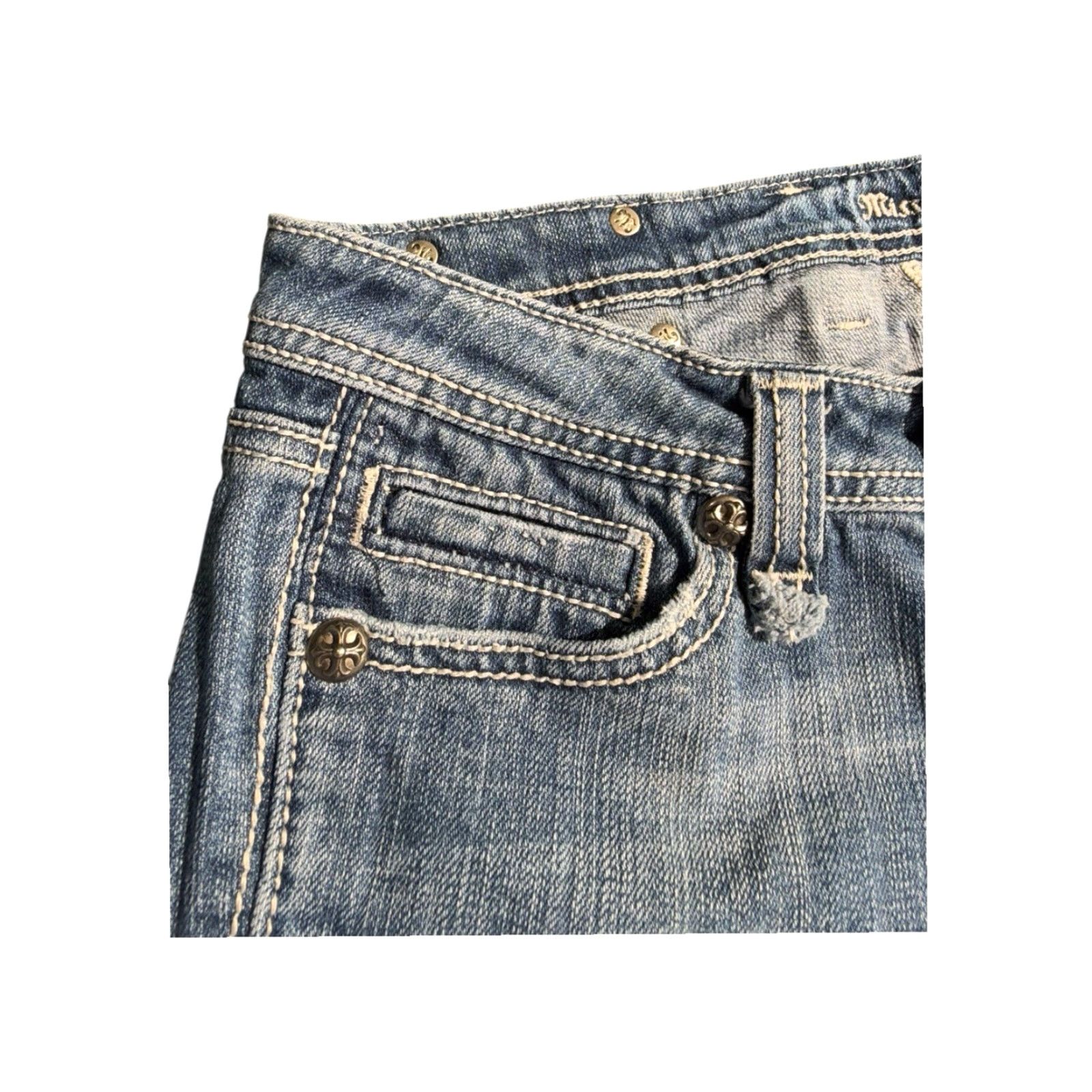 Miss Me VINTAGE Miss Me Skater Grunge Denim Jean Shorts Cross Womens Size 27 Blue Cut-Off 27 Womens Size 27" / US 4 / IT 40 - 7 Thumbnail