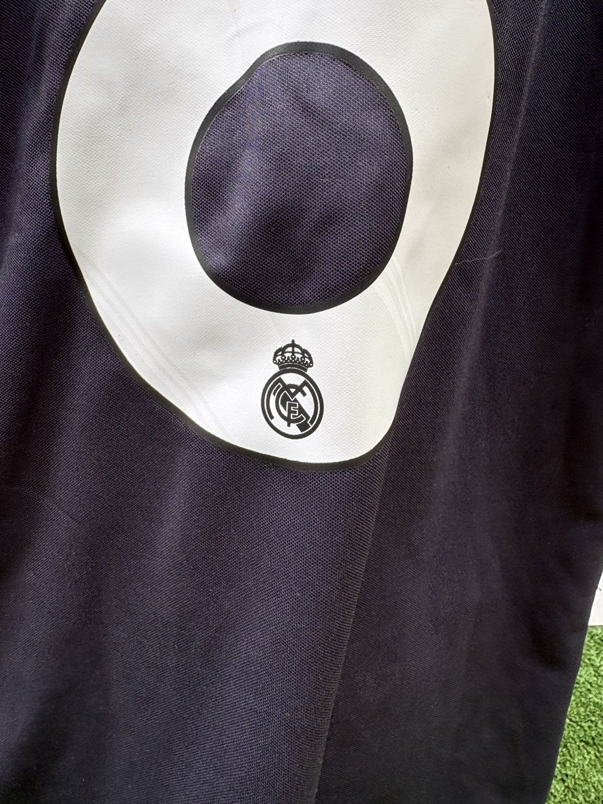 Adidas Jersey kaka real madrid Size US S / EU 44-46 / 1 - 3 Thumbnail