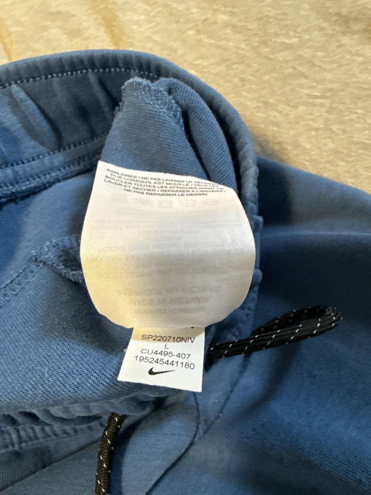 Nike Mens nike tech fleece size L blue Size US 40 / EU 56 - 5 Thumbnail