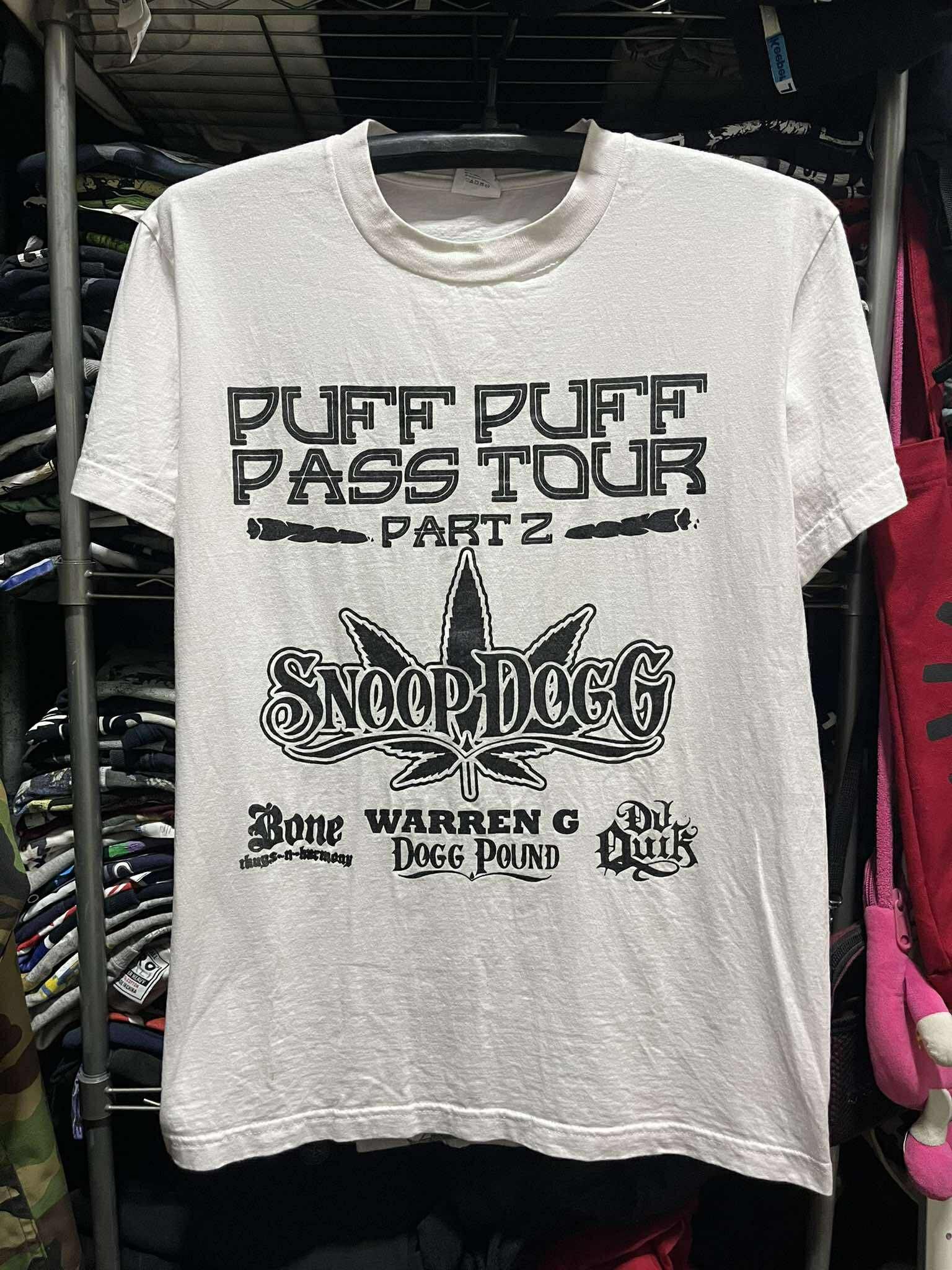 Rap Tees Snoop Dogg Puff Puff Pass Tour Part 2 Rap Tee Size US M / EU 48-50 / 2 - 1 Thumbnail