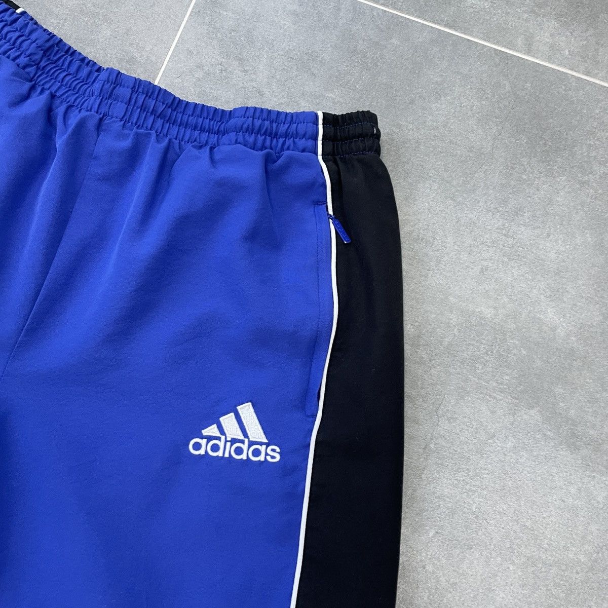 Adidas × Vintage Vintage Adidas Track Pants Size M Size US 32 / EU 48 - 7 Thumbnail