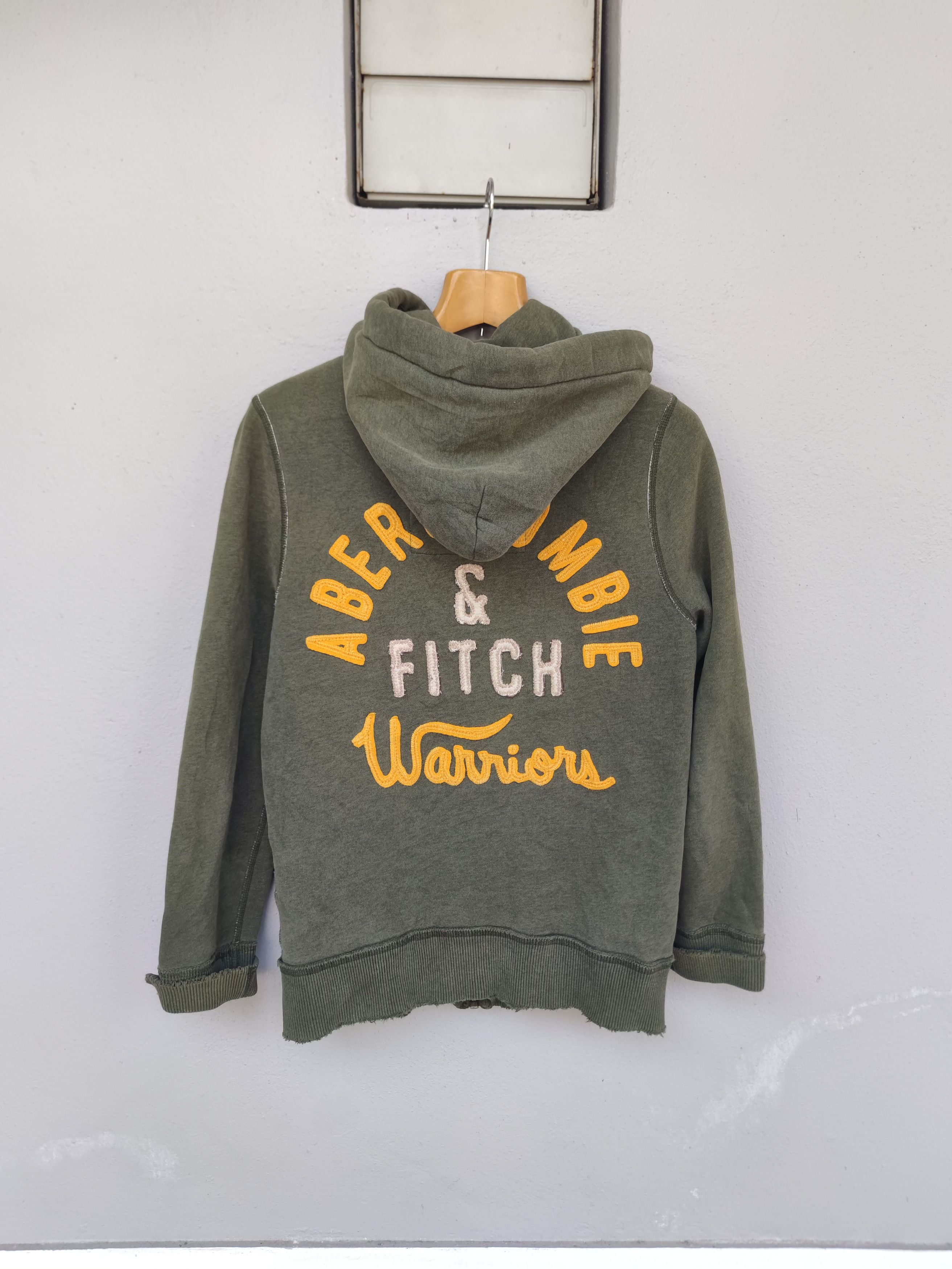 Abercrombie & Fitch Abercrombie & Fitch Warrior Hoodie Size US S / EU 44-46 / 1 - 5 Thumbnail