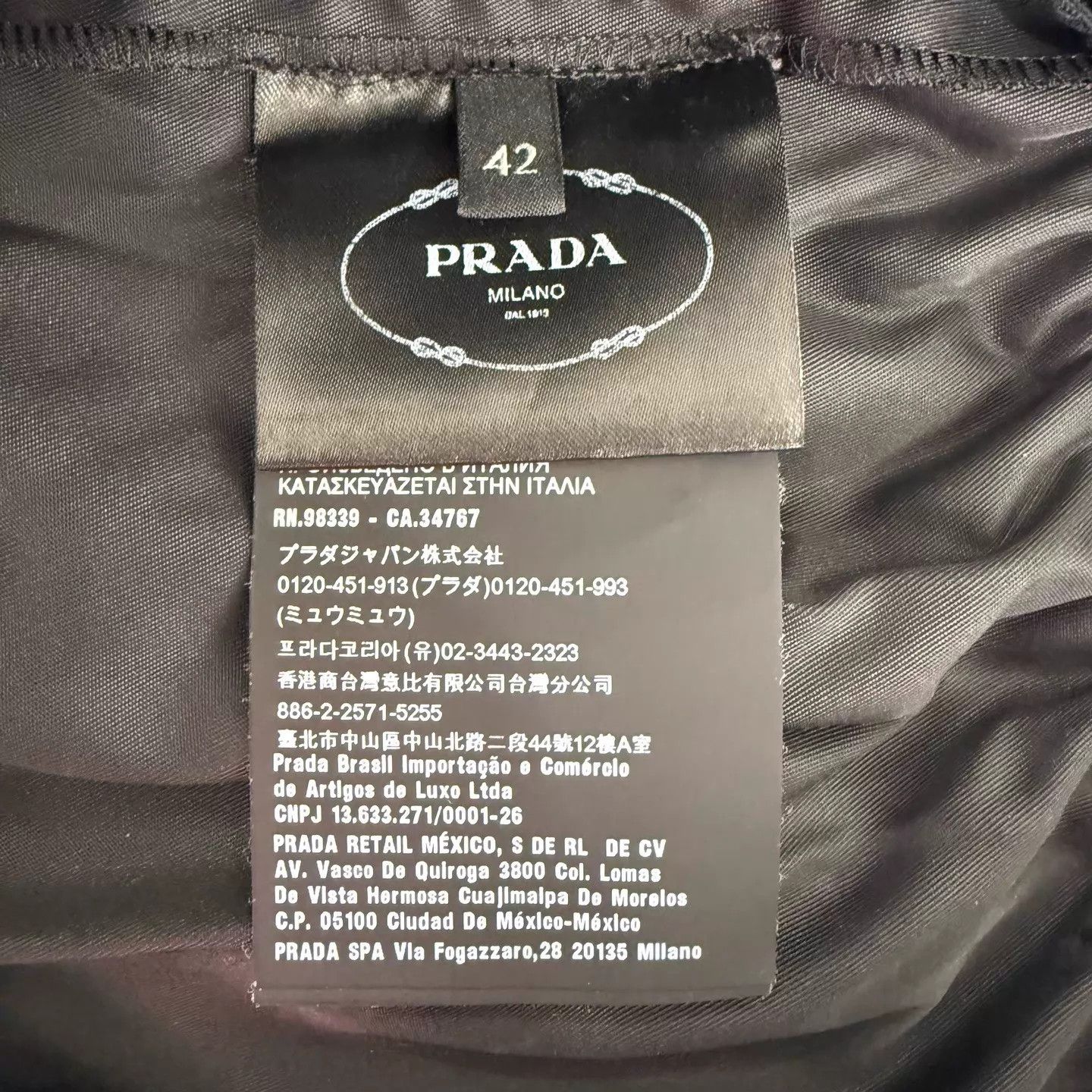 Prada Prada Women's Black Triangle Logo Nylon Short 42 Size 28" / US 6 / IT 42 - 3 Thumbnail