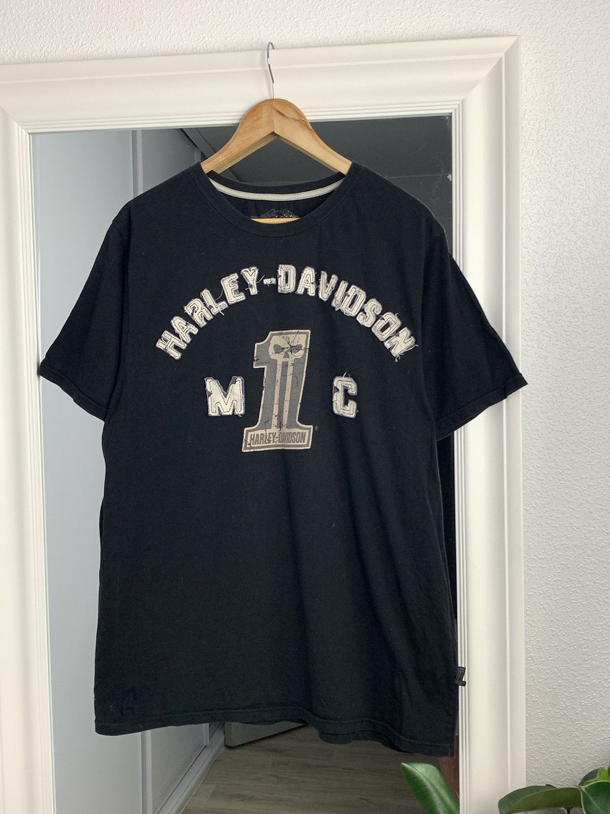 Vintage Vintage HARLEY DAVIDSON Tee 3D Emblem Graphic Size US XL / EU 56 / 4 - 2 Thumbnail