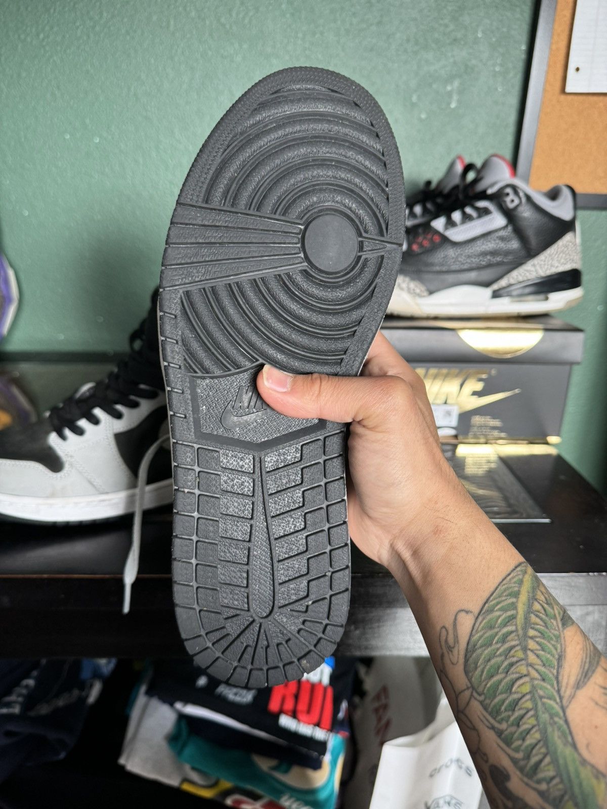 Jordan Brand × Nike Jordan 1 High ‘Shadow 2.0’ 2021 Size US 10.5 / EU 43-44 - 13 Thumbnail