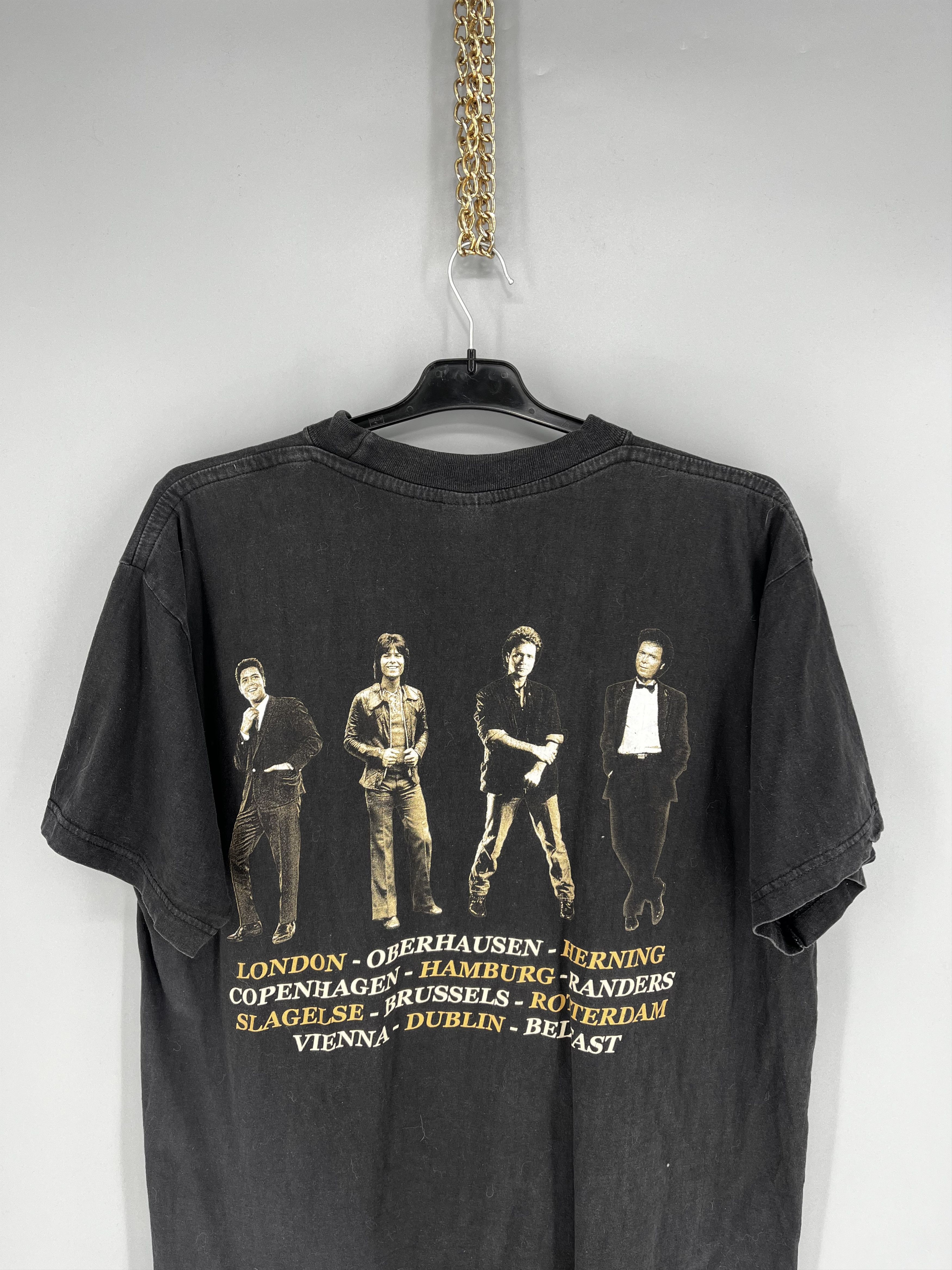 Band Tees Vintage Cliff Richard T Shirt Australia NZ Anniversary 1998 Size US L / EU 52-54 / 3 - 10 Thumbnail