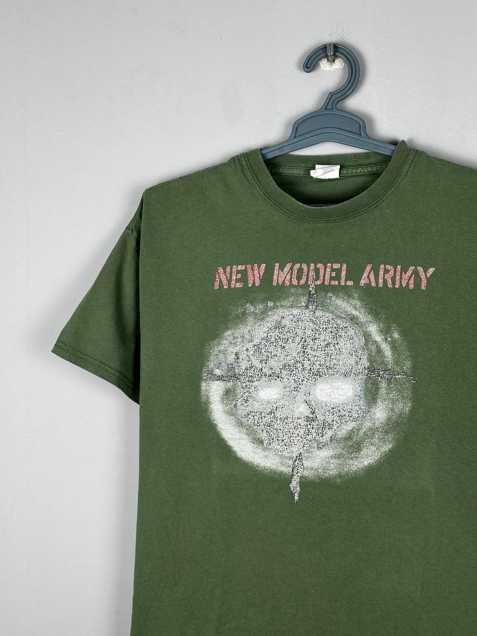 Band Tees Vintage New Model Army Rock Band Tee Skulls y2k Size US XL / EU 56 / 4 - 3 Thumbnail
