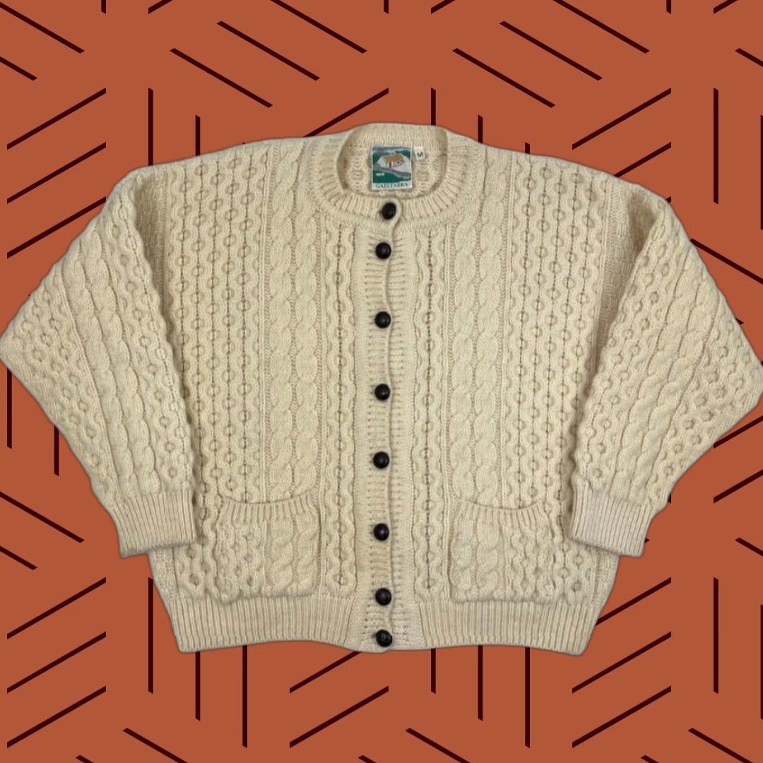 Vintage Gaeltarra Cardigan Sweater Womens M Oversized Cream Beige New Wool Cable Knit Size M / US 6-8 / IT 42-44 - 1 Thumbnail