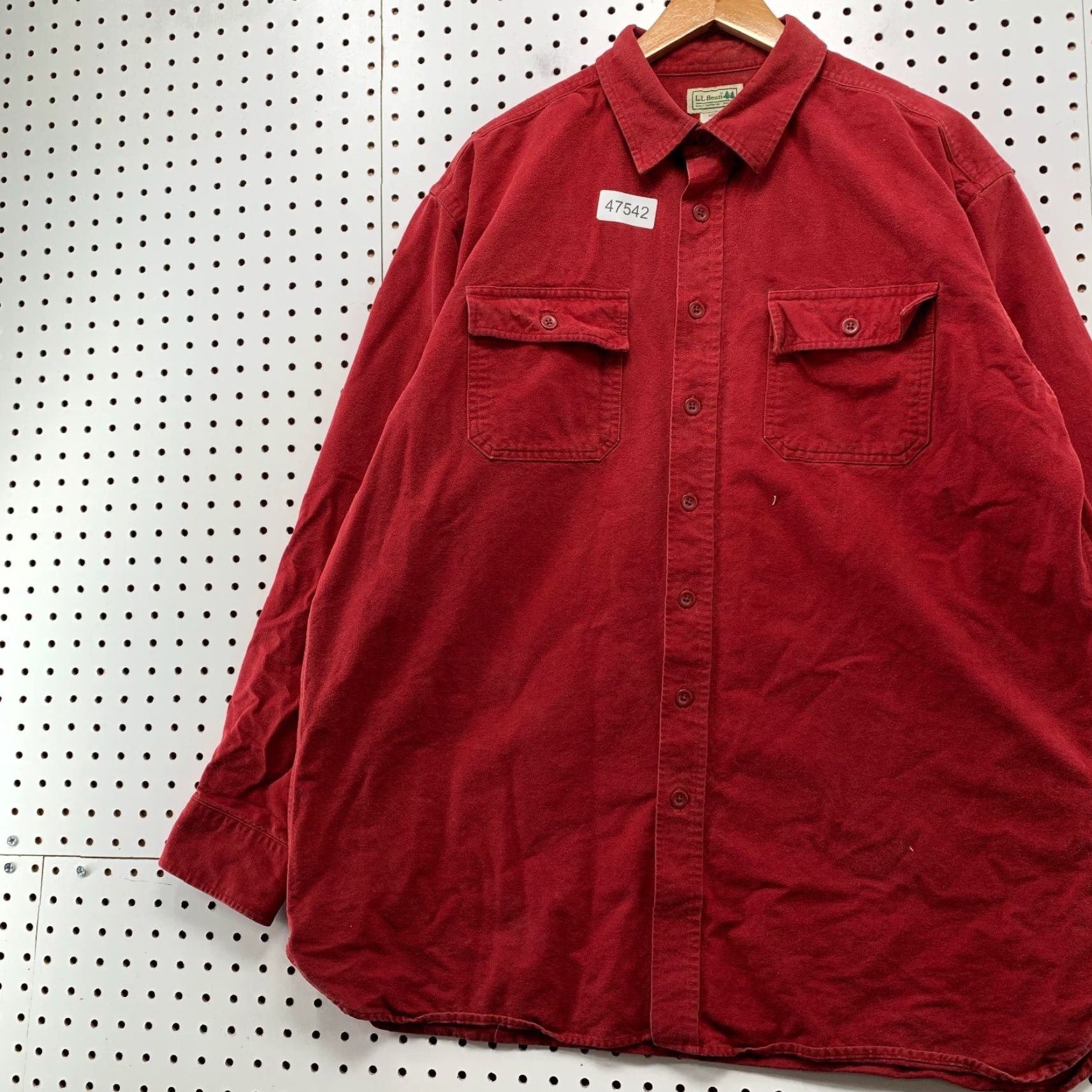 Vintage VINTAGE LL Bean Chamois Button Shirt Mens XL Tall XLT Red Outdoor Thick 100% Cotton Shirt Mens XLT Red 100% Cotton Chamois Button-Up Size US XL / EU 56 / 4 - 5 Thumbnail