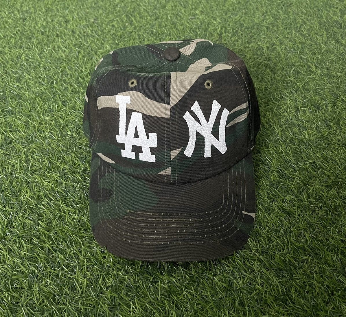 Vintage CAMO LA NY HAT Size ONE SIZE - 1 Thumbnail