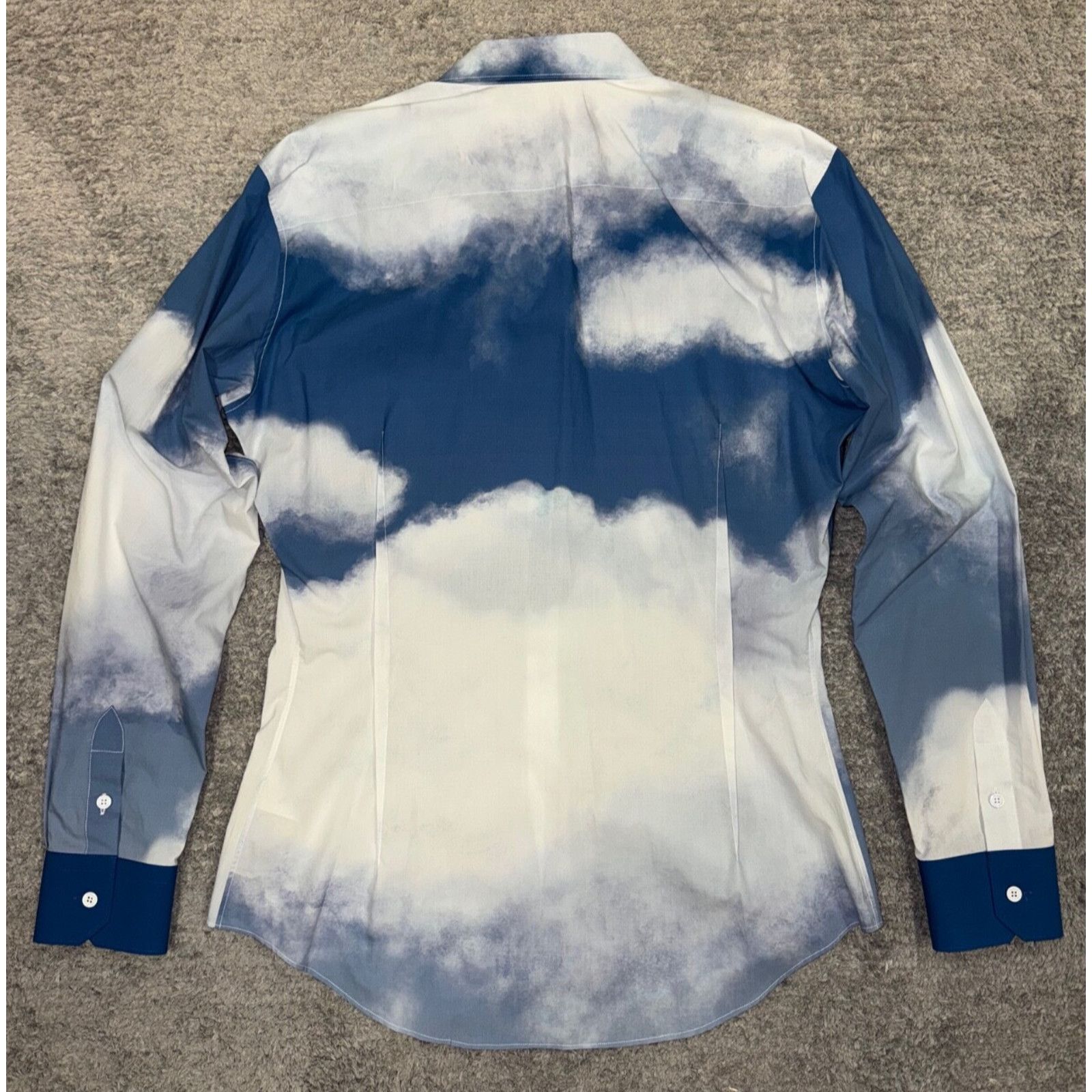 Louis Vuitton Louis Vuitton Clouds Blue White Logo Long Sleeve Button Up Size US L / EU 52-54 / 3 - 10 Thumbnail