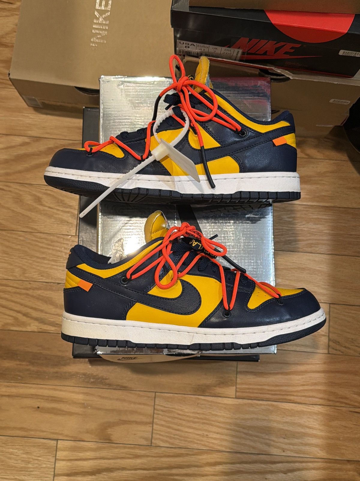 Off-White x Nike Dunk Low 'University Gold'