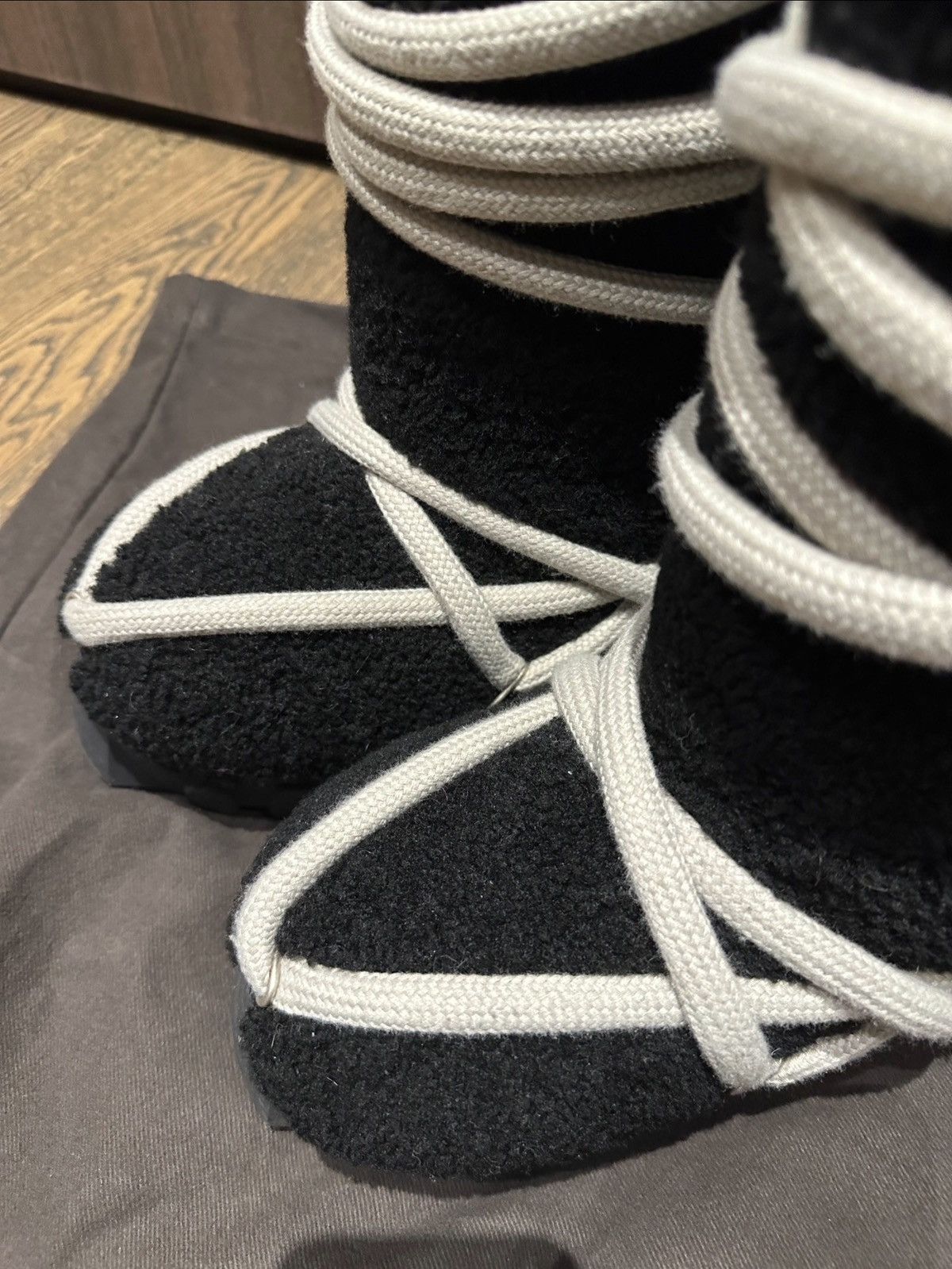 Rick Owens RICK OWENS BOOTS TRACTOR KISS CREEPER LUNAR Rick Owens RICK OWENS BOOTS TRACTOR KISS CREEPER LUNAR