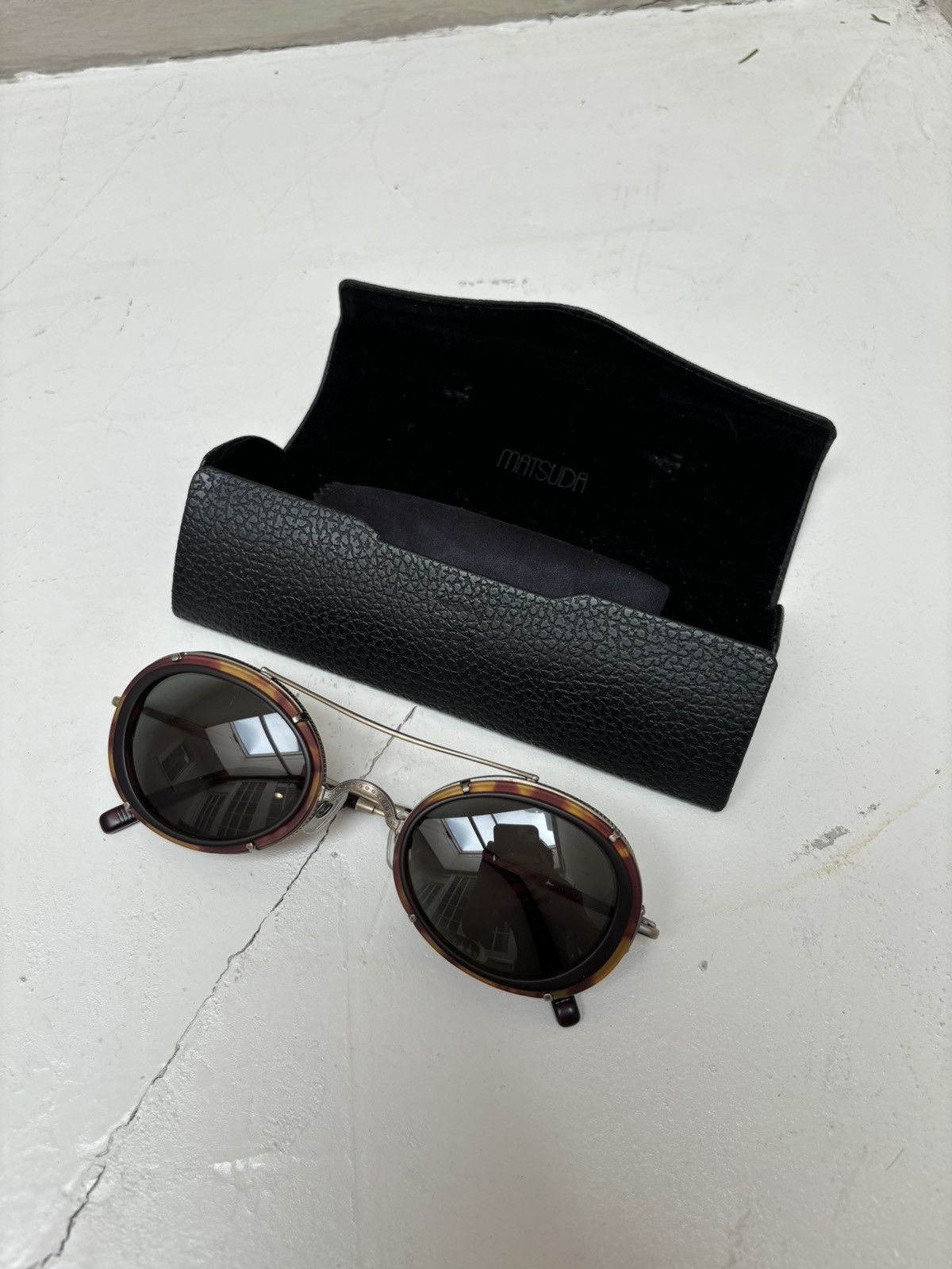 image of Matsuda 2871H Round Sunglasses (Brown), Men's