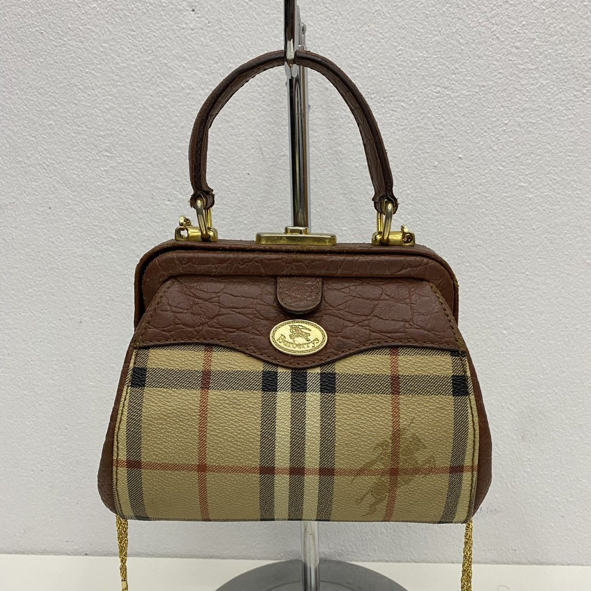 Burberry ‼️LASTDROP‼️ AUTHENTIC BURBERRY HANDBAG WITH CHAIN Size ONE SIZE - 2 Thumbnail