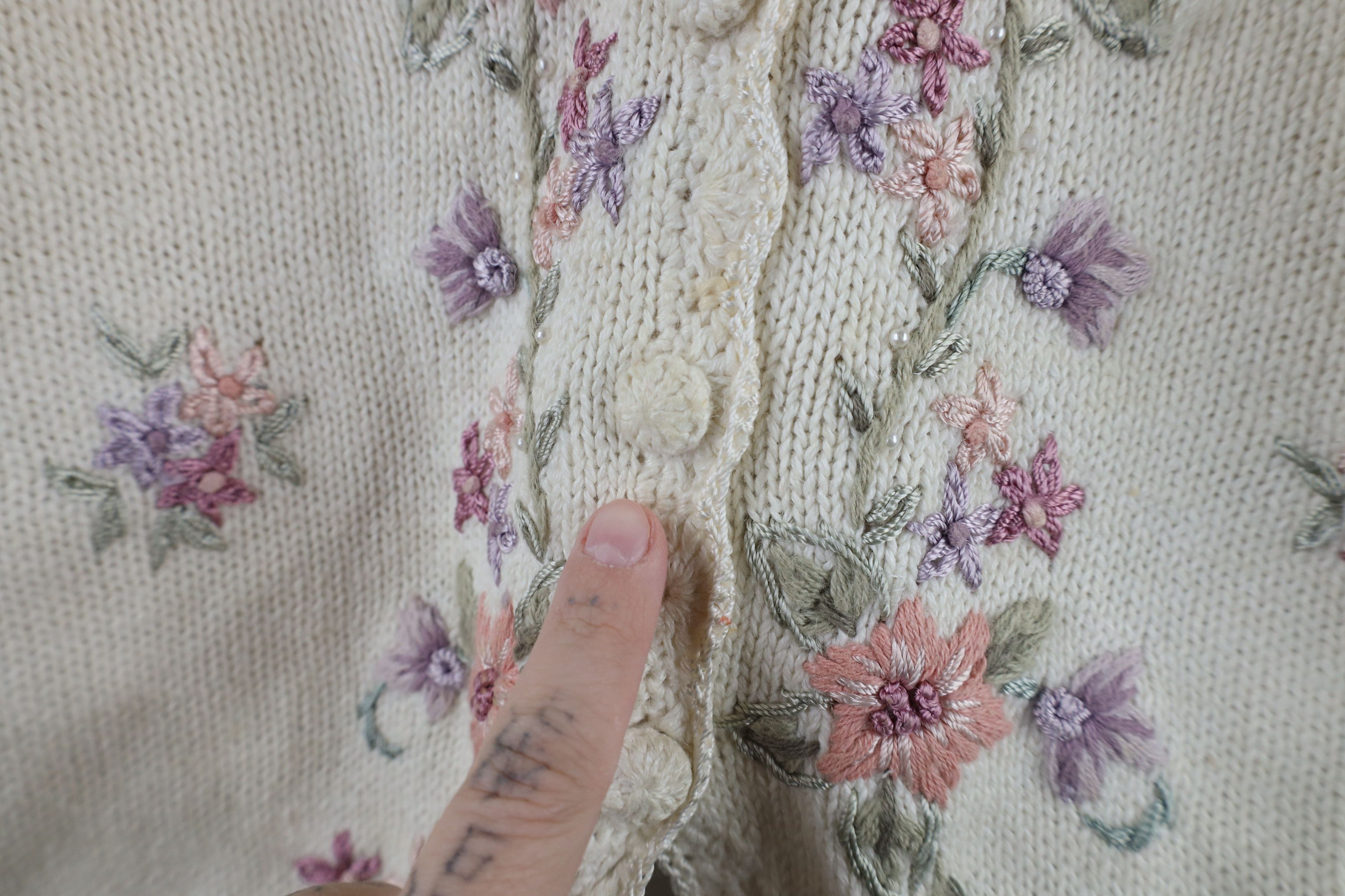 Vintage Vintage 90s Streetwear Flower Cardigan Sweater Vest Size L / US 10 / IT 46 - 6 Thumbnail