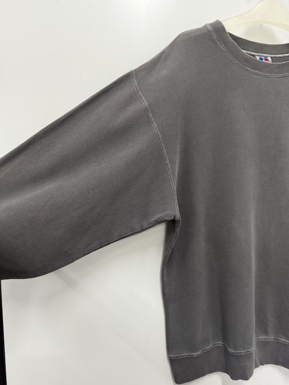 Russell Athletic 🔥 Russel Athletic Dyed Distressed Plain Roundneck Sweat Size US M / EU 48-50 / 2 - 7 Thumbnail